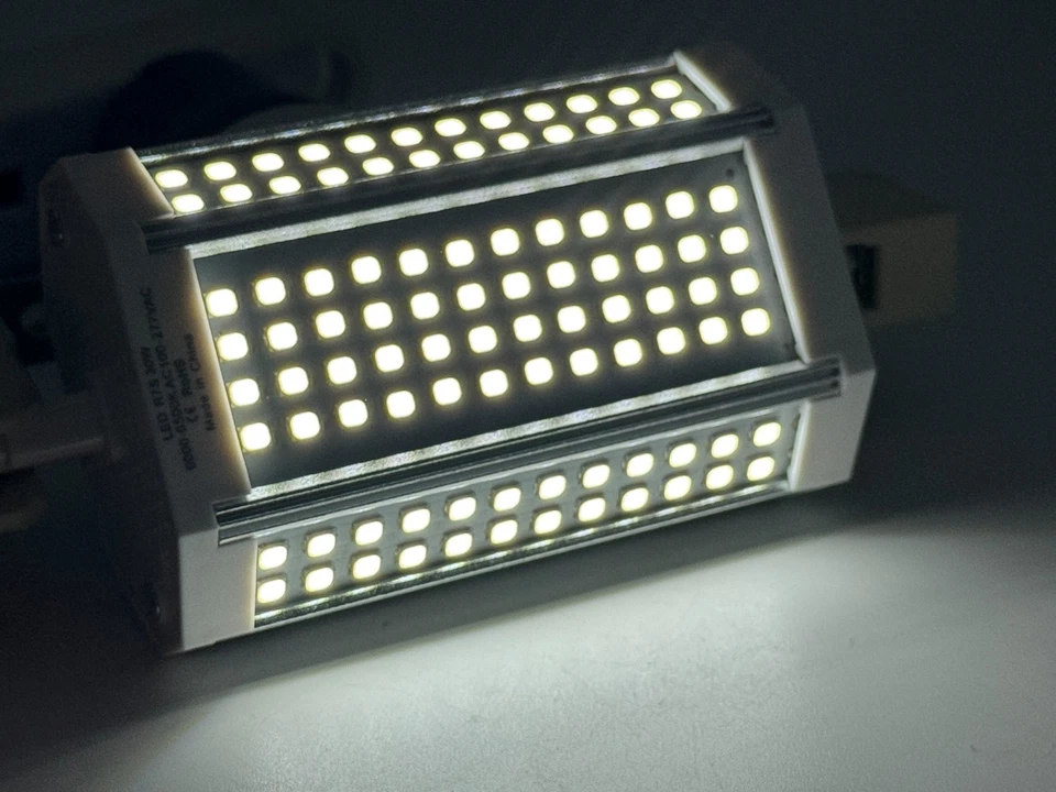 R7S 30 Watt T3 J Type 118mm 85-265VAC 270 Degree product 68451