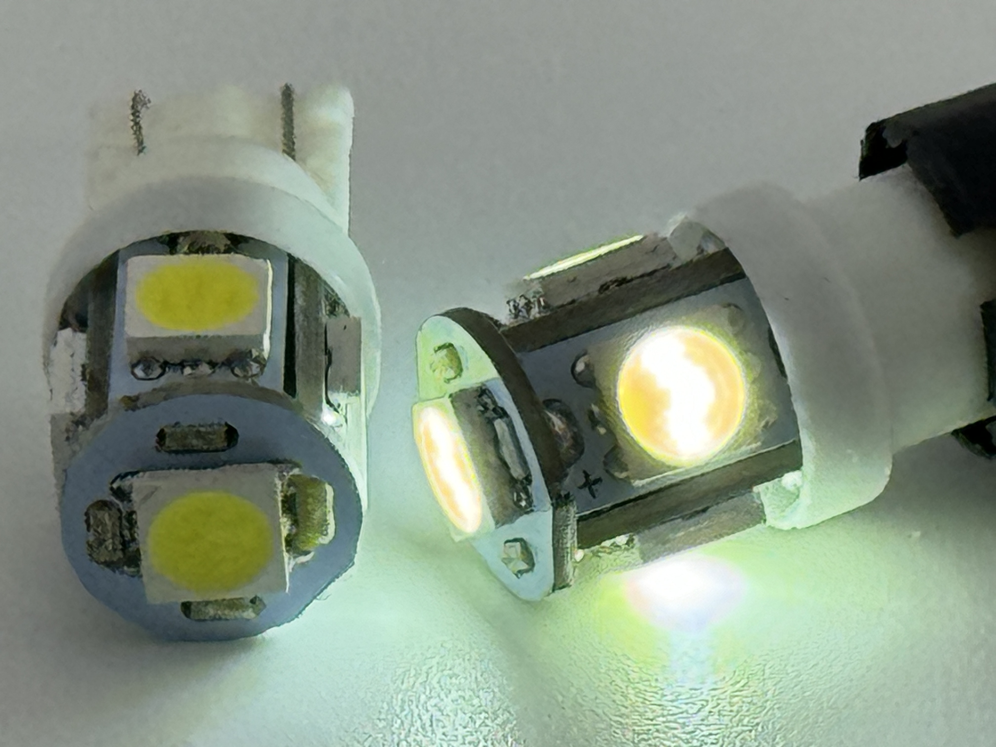 Rebaydo 2pcs 194 LED Bulb 5 SMD 12V DC