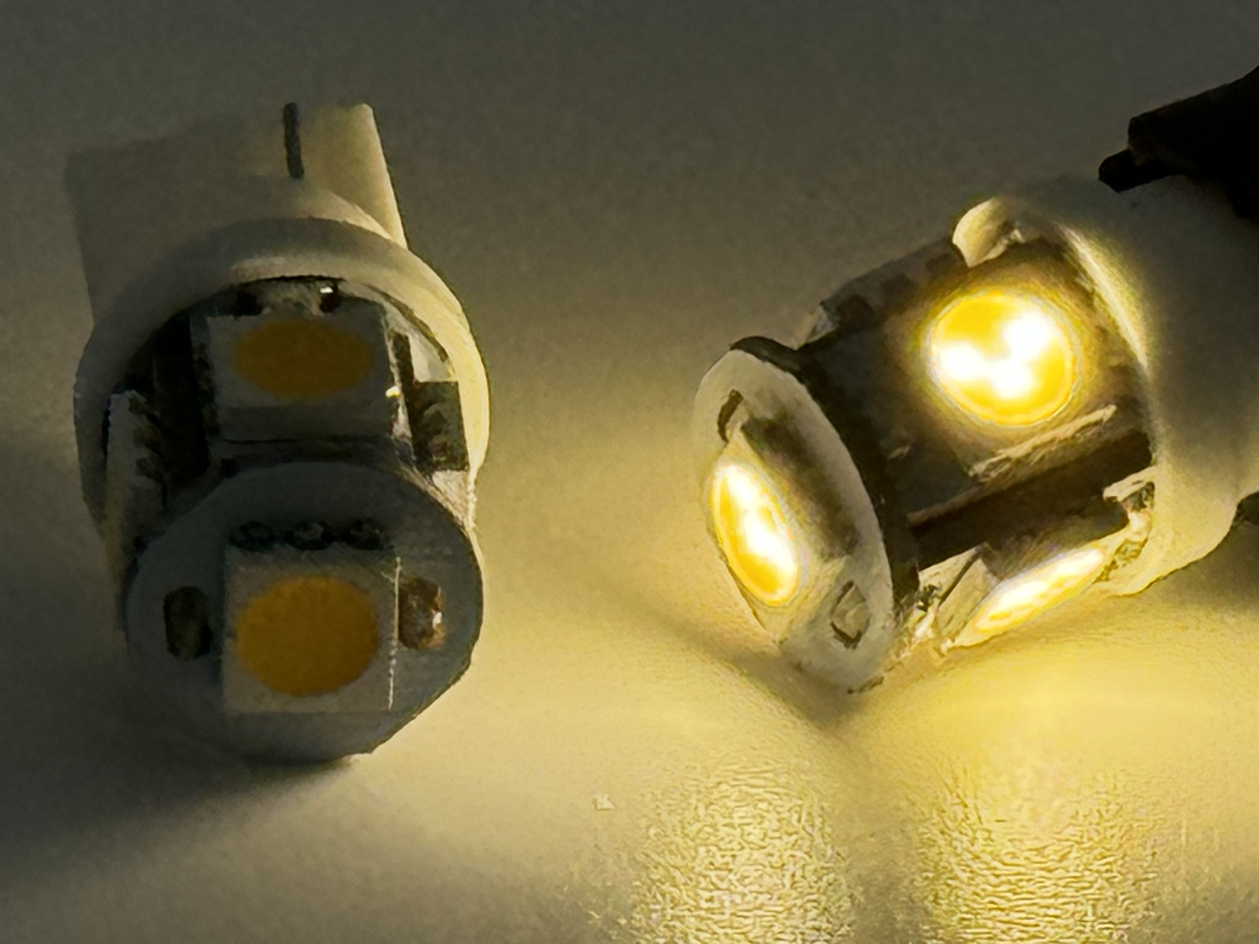 Rebaydo 2pcs 194 LED Bulb 5 SMD 12V DC