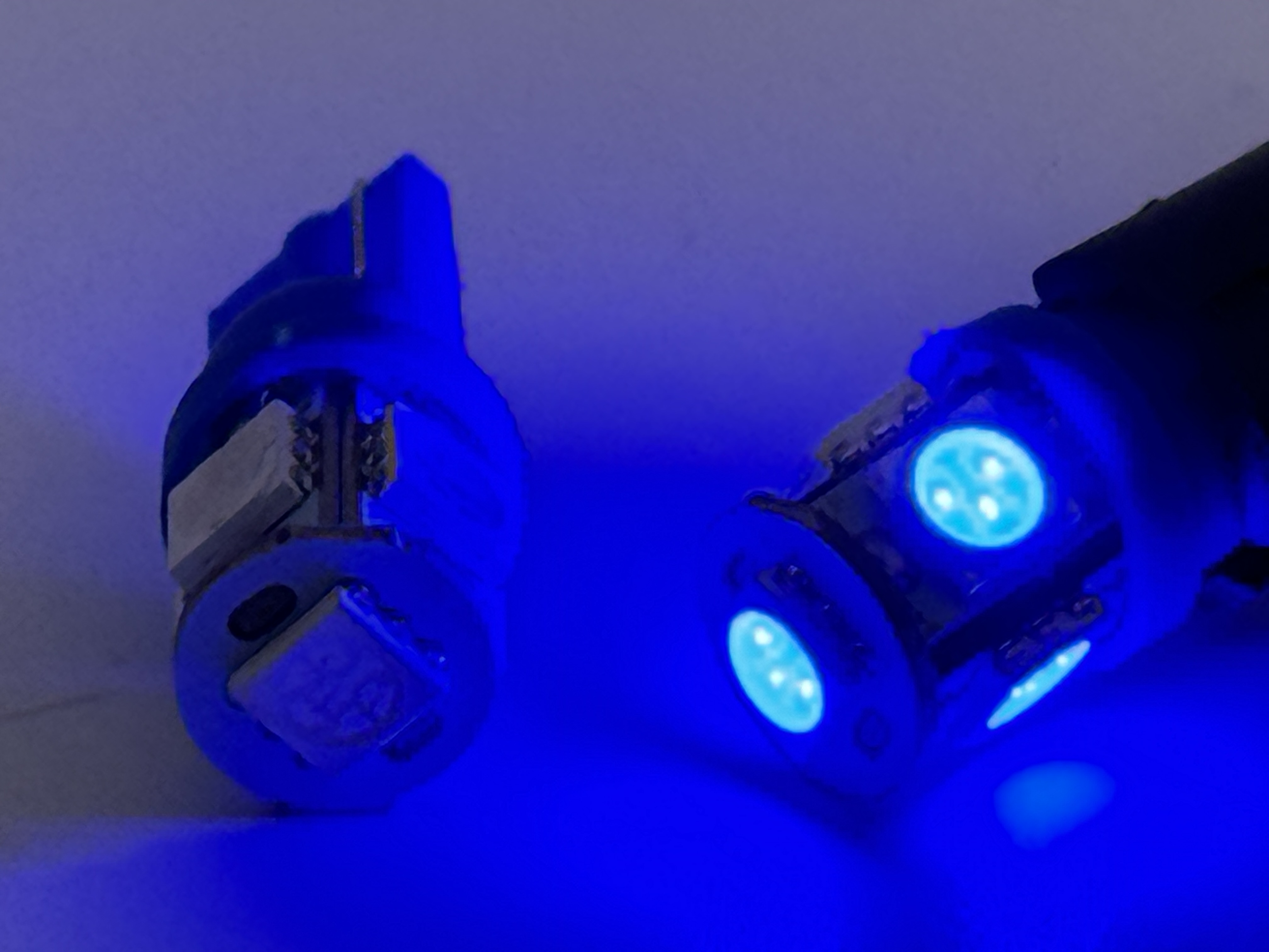 Rebaydo 2pcs 194 LED Bulb 5 SMD 12V DC