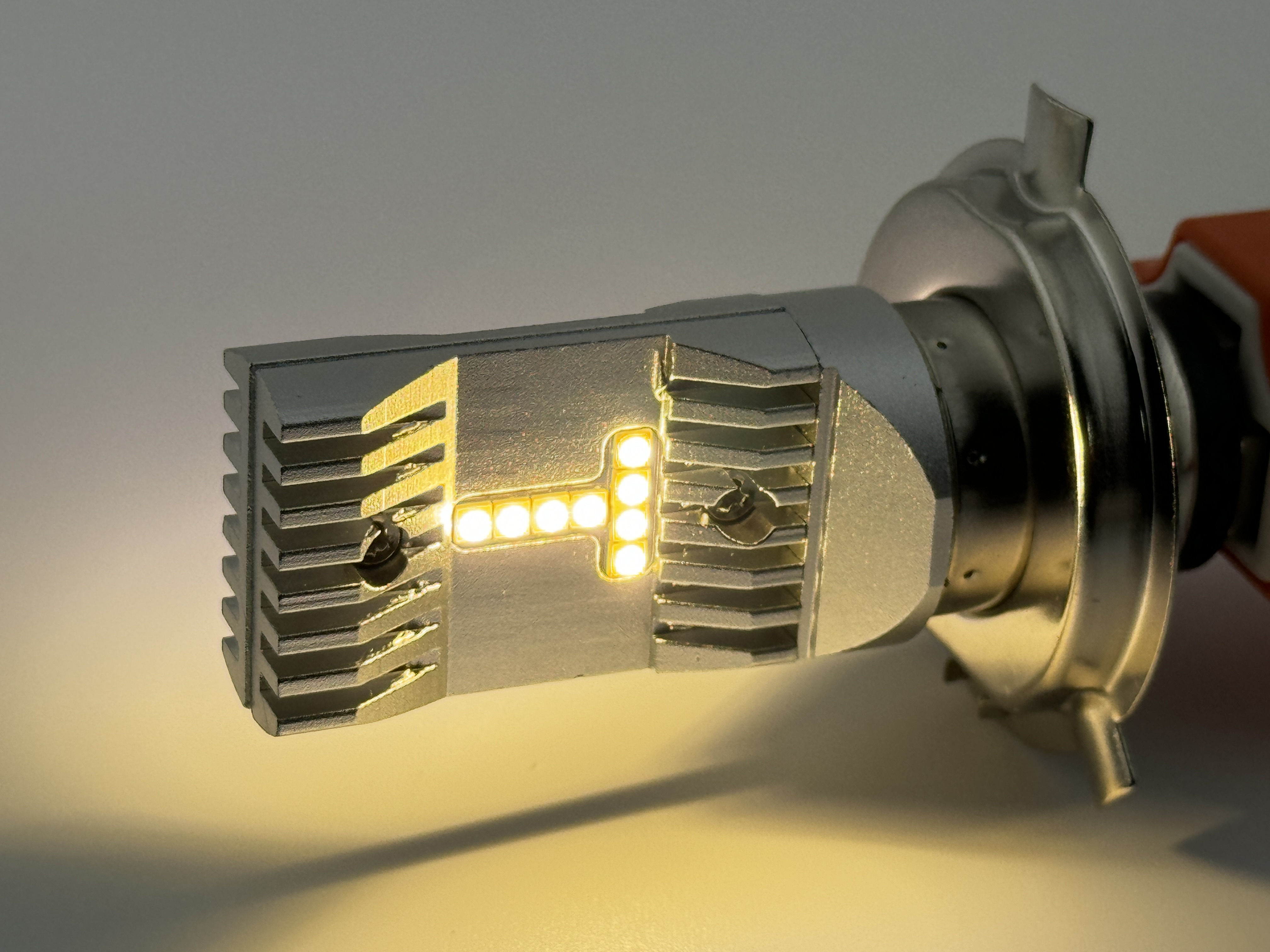 P43t LED Headlight 5 To 30 Volt Dual Filament Non Polarity product 74398