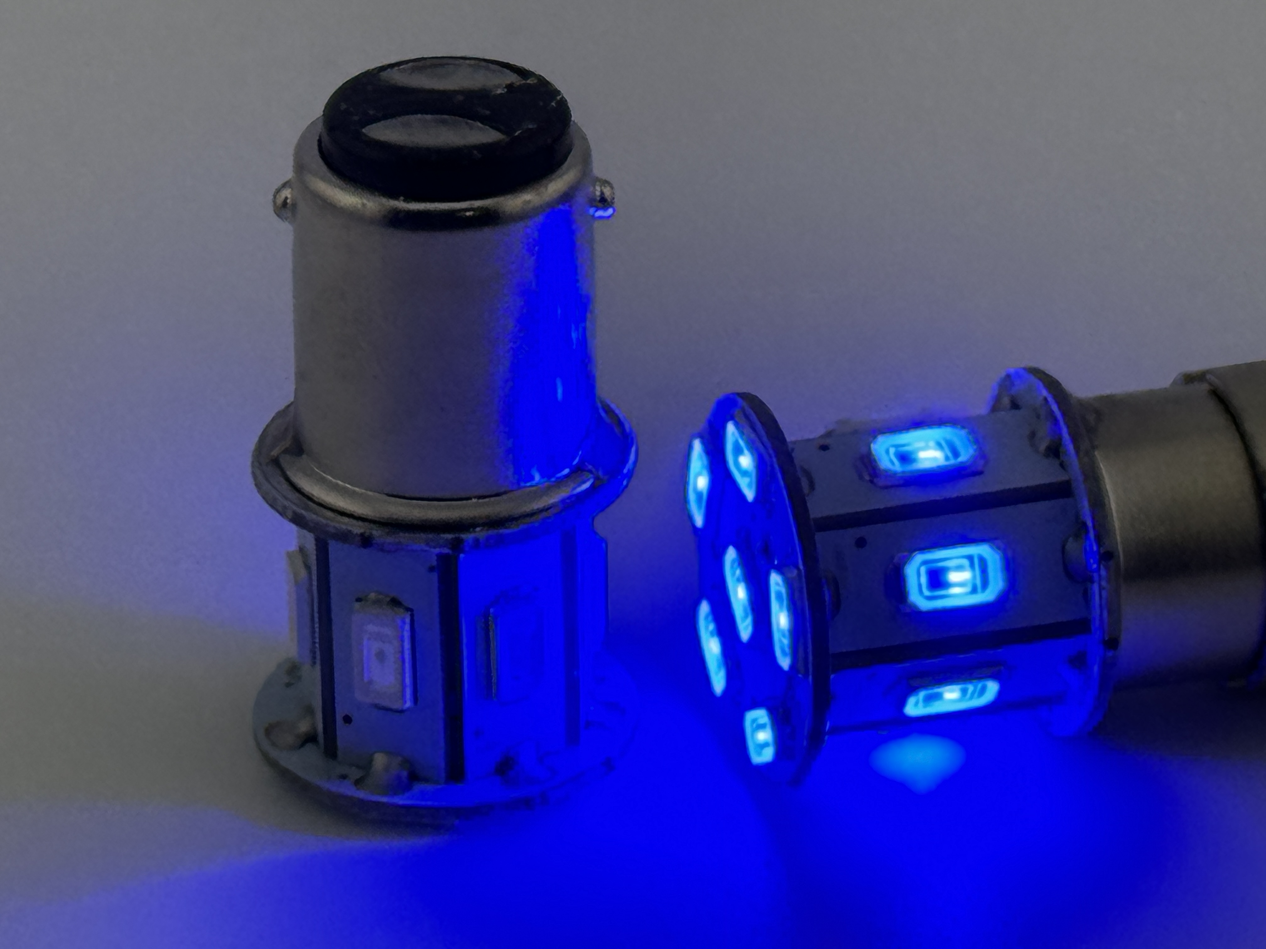 1142 LED Miniature BA15D product 84698