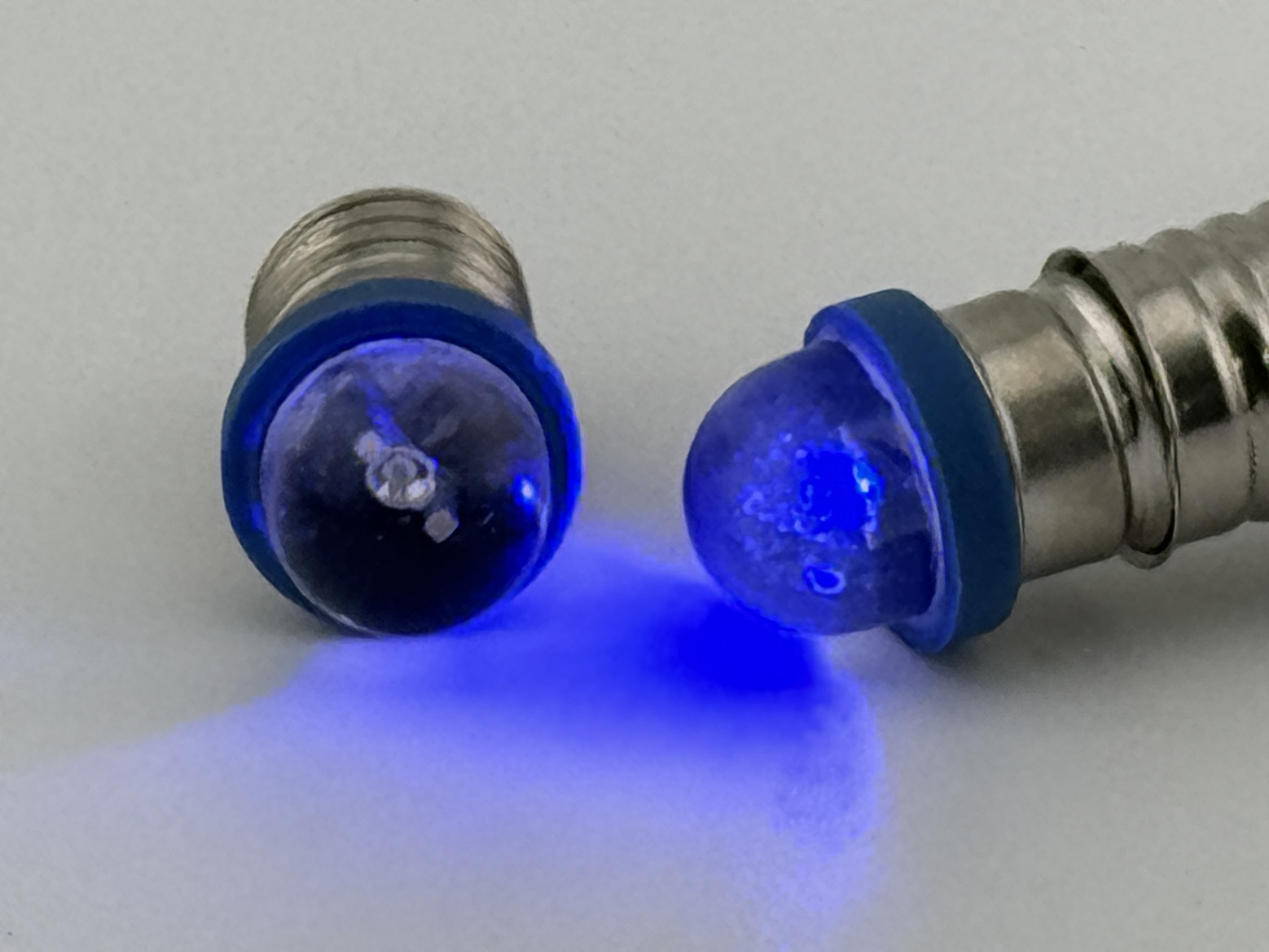 E10 Screw Bulb Led Short Round 6V to 12V DC product 87695