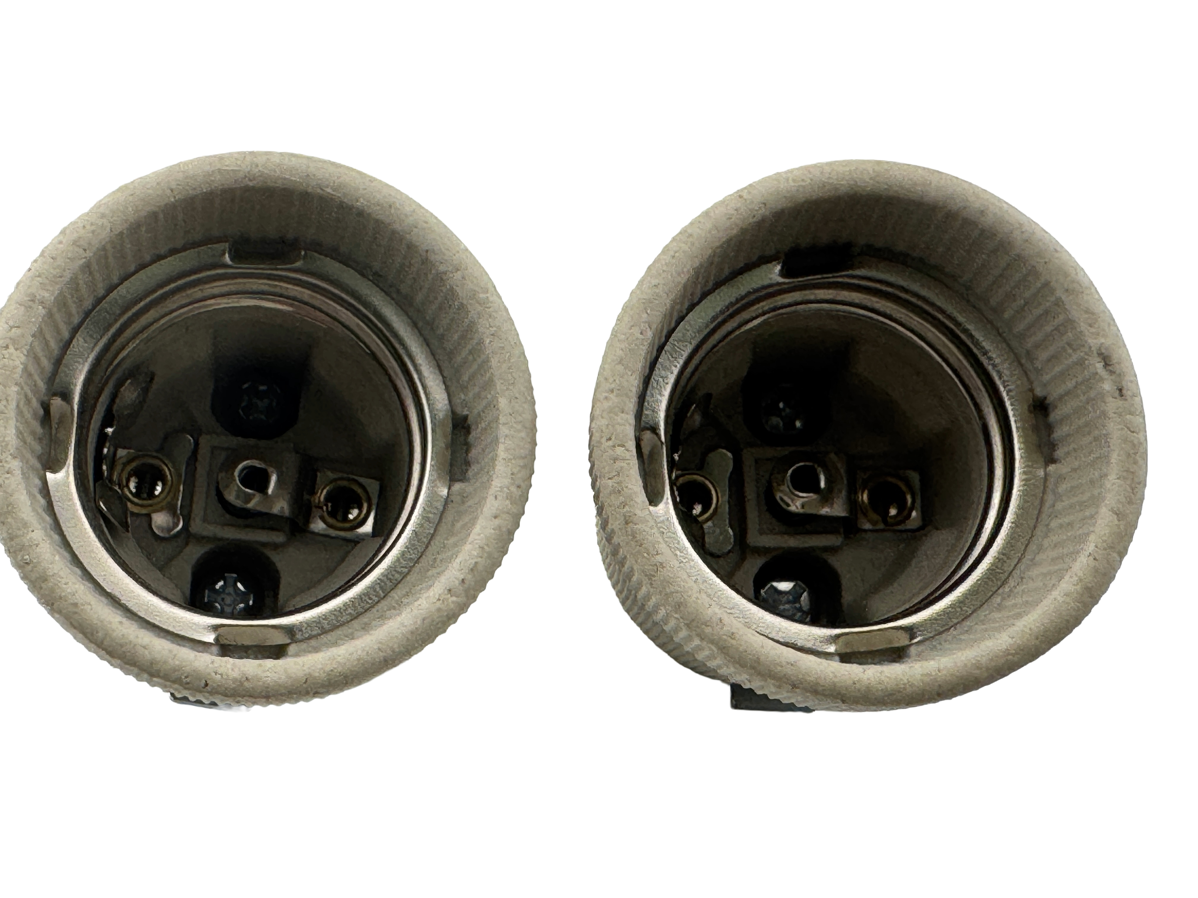 Rebaydo 2pcs E26-E27 female Socket F519 with Mounting Bracket