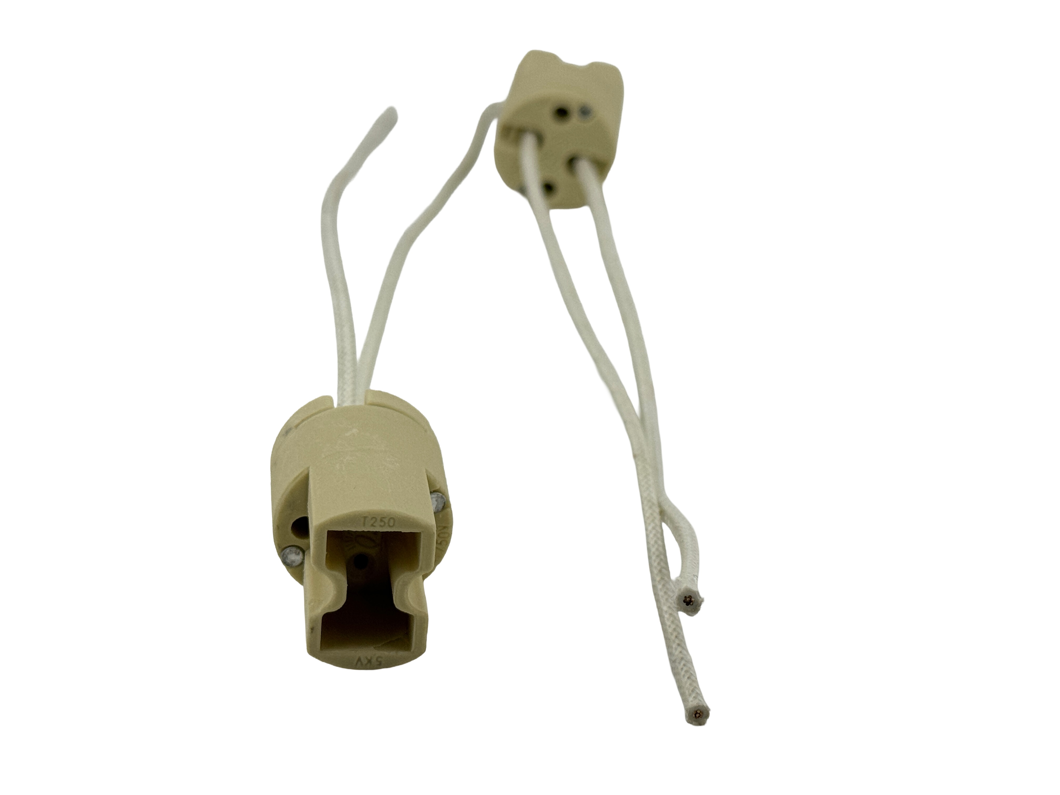 G8.5 Ceramic Socket with Wires product 69866