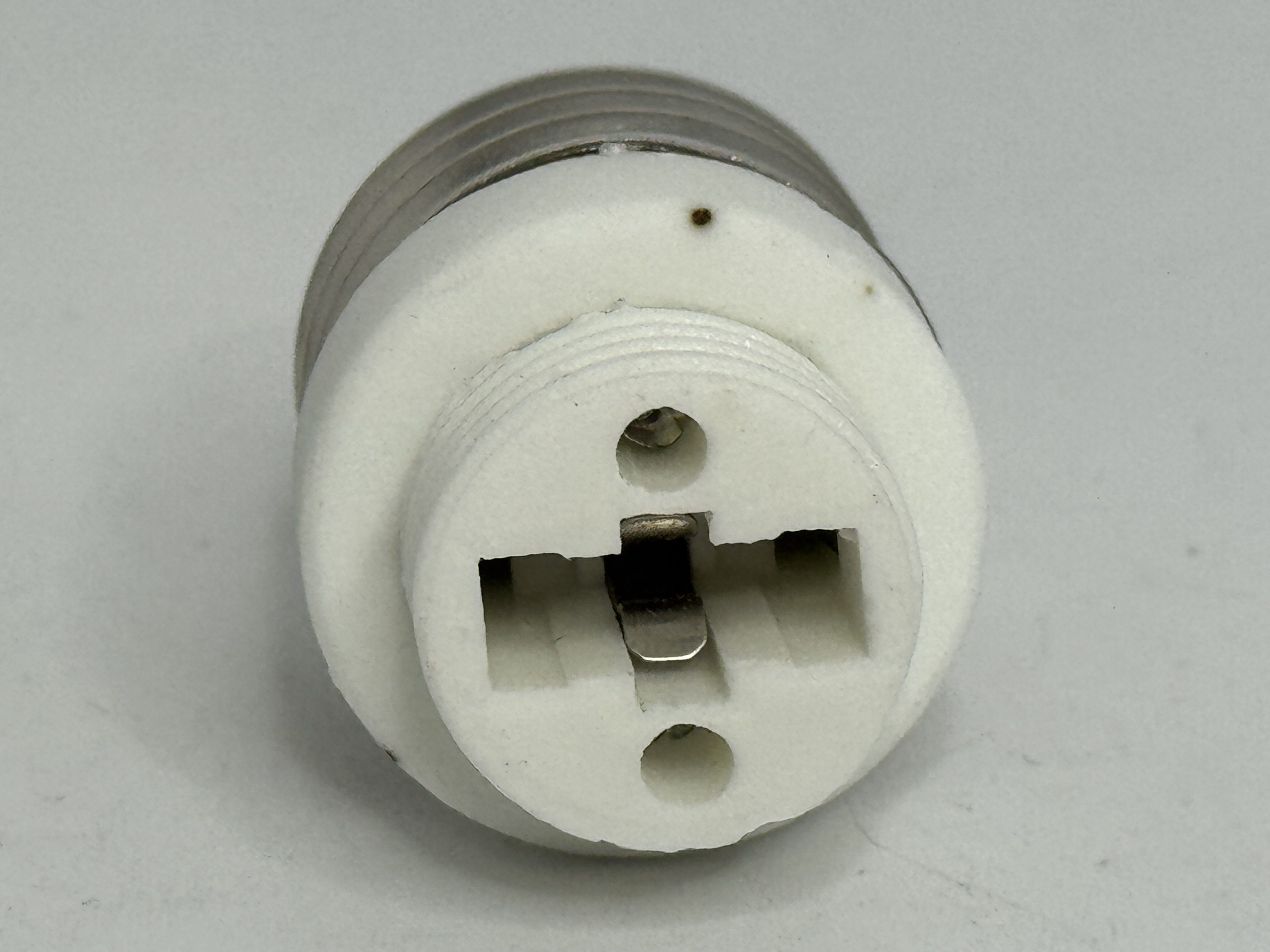 E26/E27 Male To G9 Female Converter Adapter Ceramic