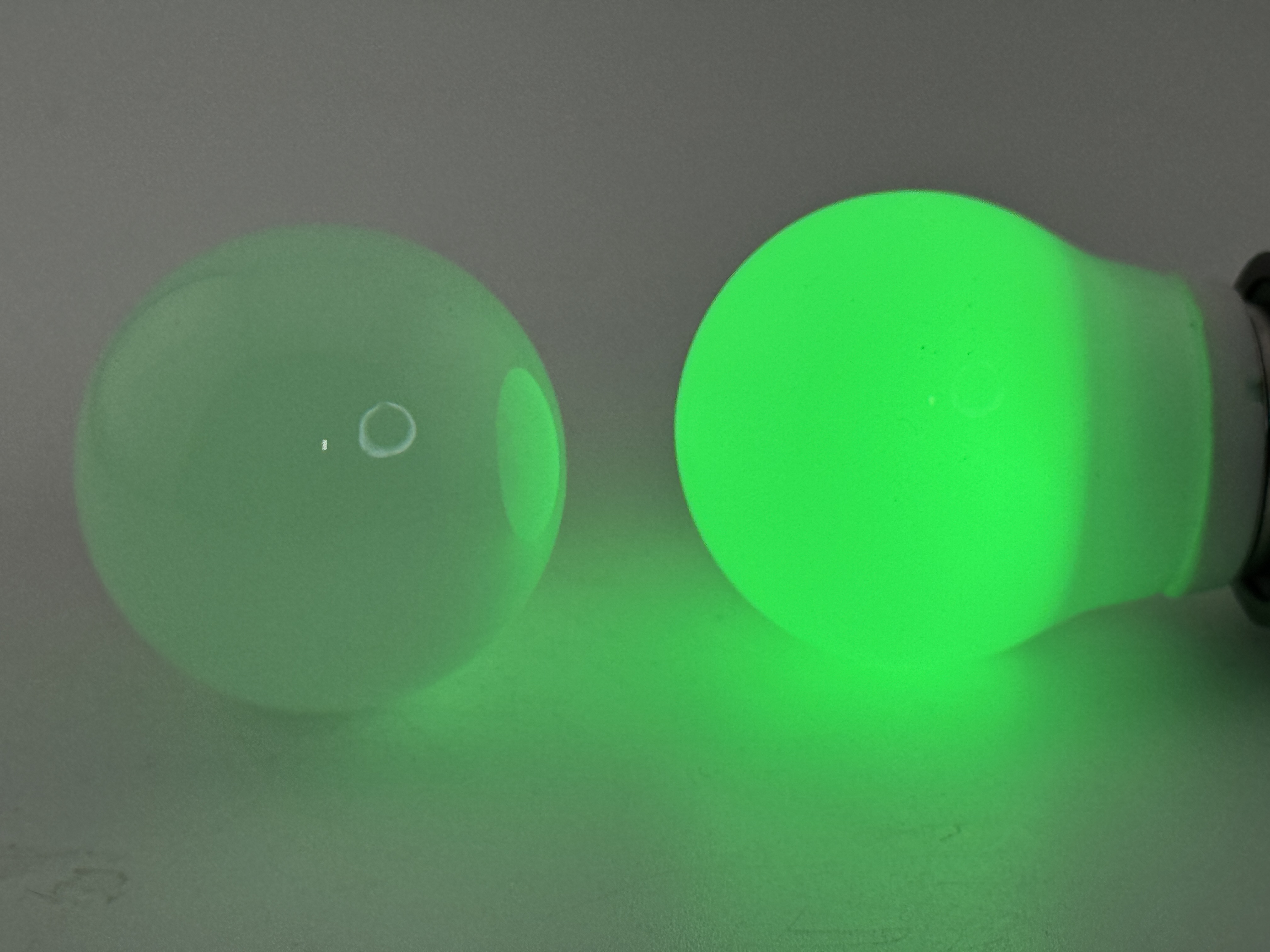 Image of a led light bulb E26 ping pong size g45