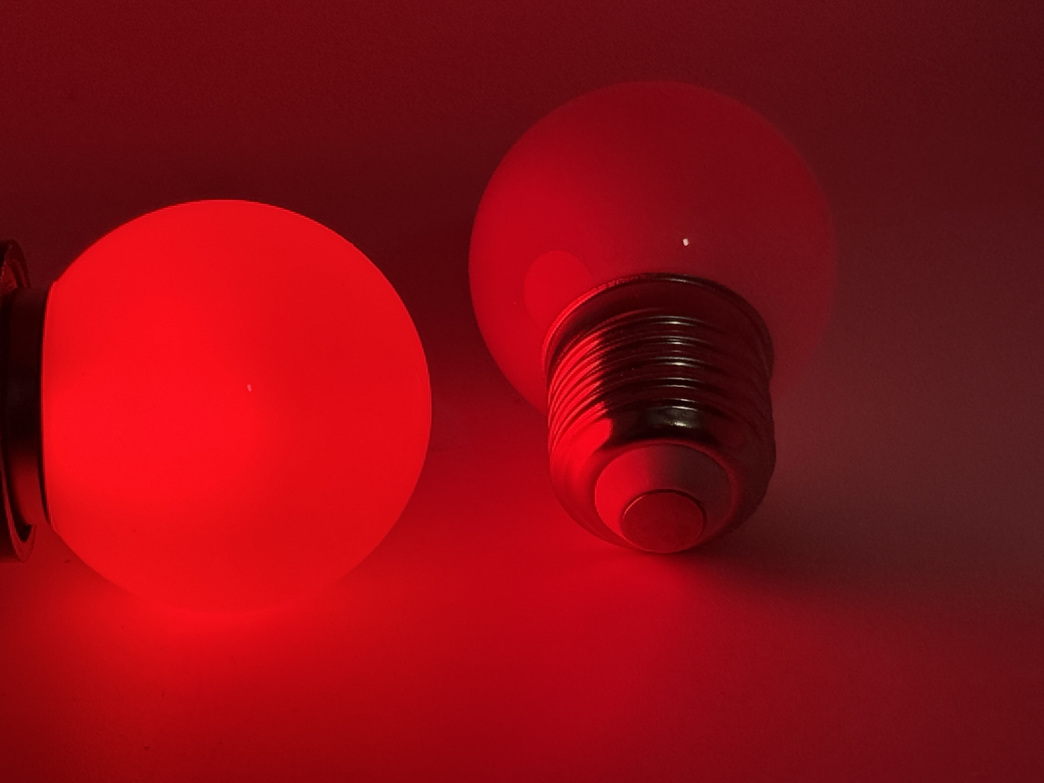 Rebaydo 2pcs E27 Globe LED Light Bulb 120 VAC 360 Degree View