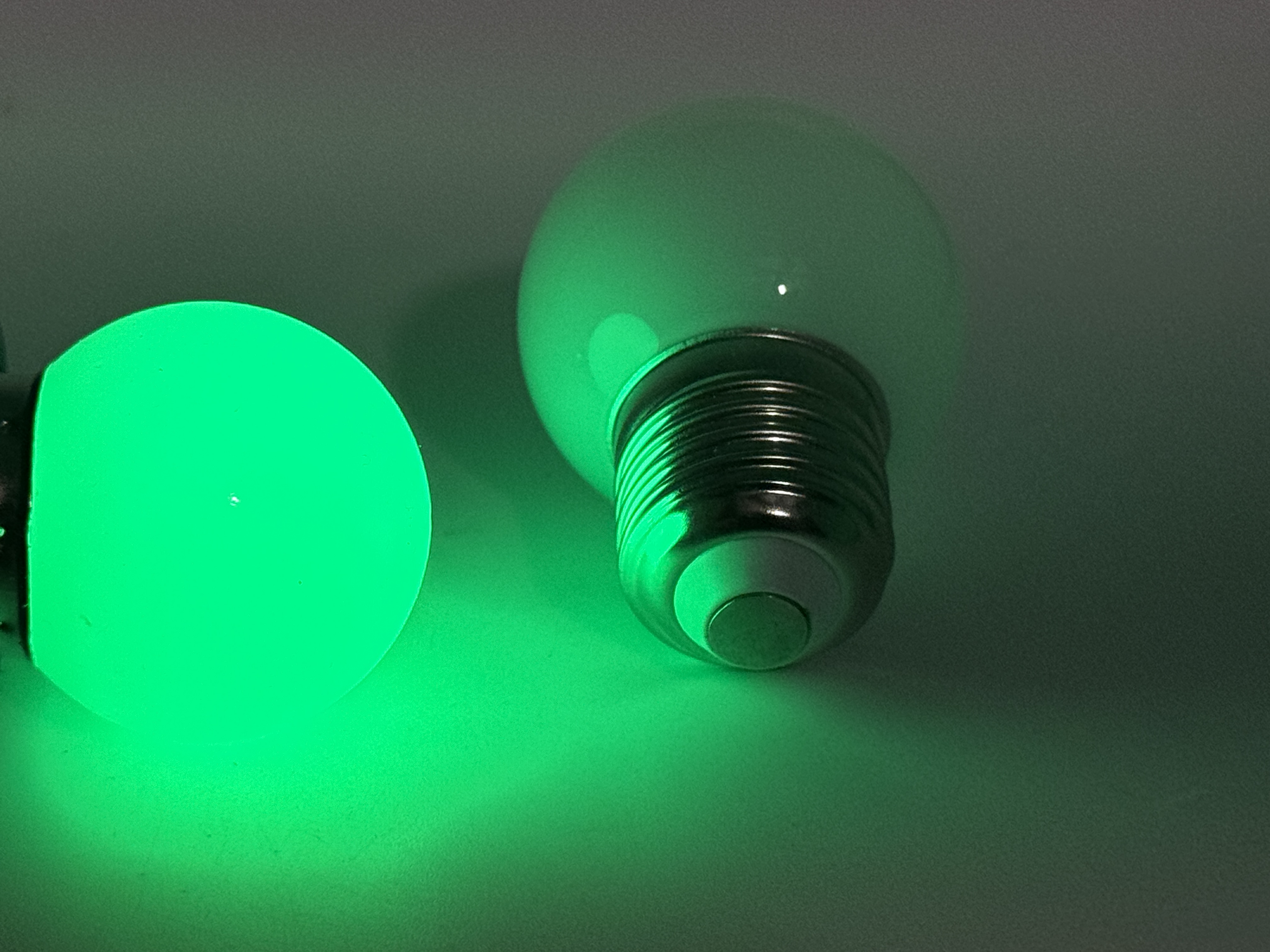 Rebaydo 2pcs E27 Globe LED Light Bulb 120 VAC 360 Degree View