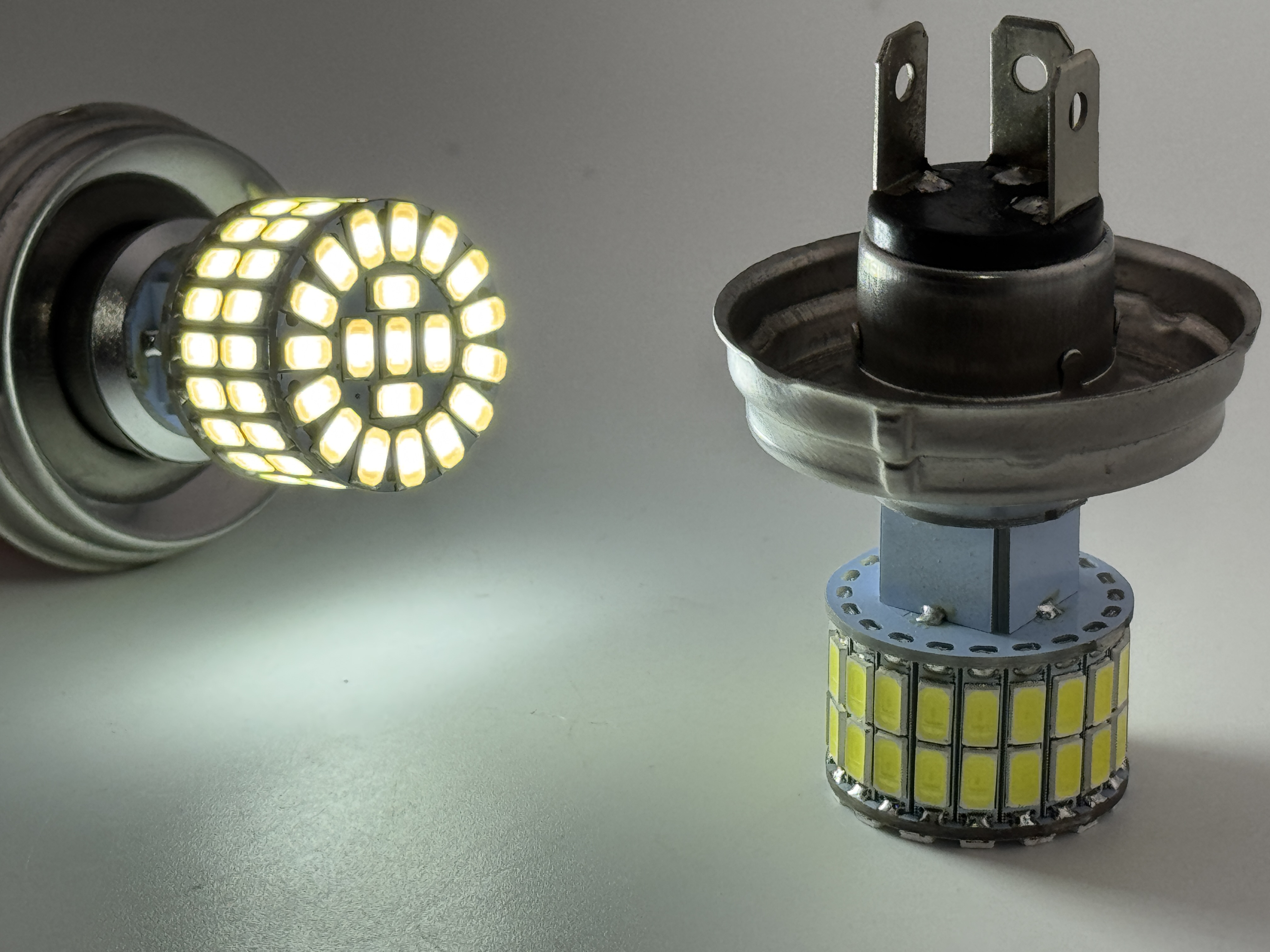 Image of a led headlight p45t