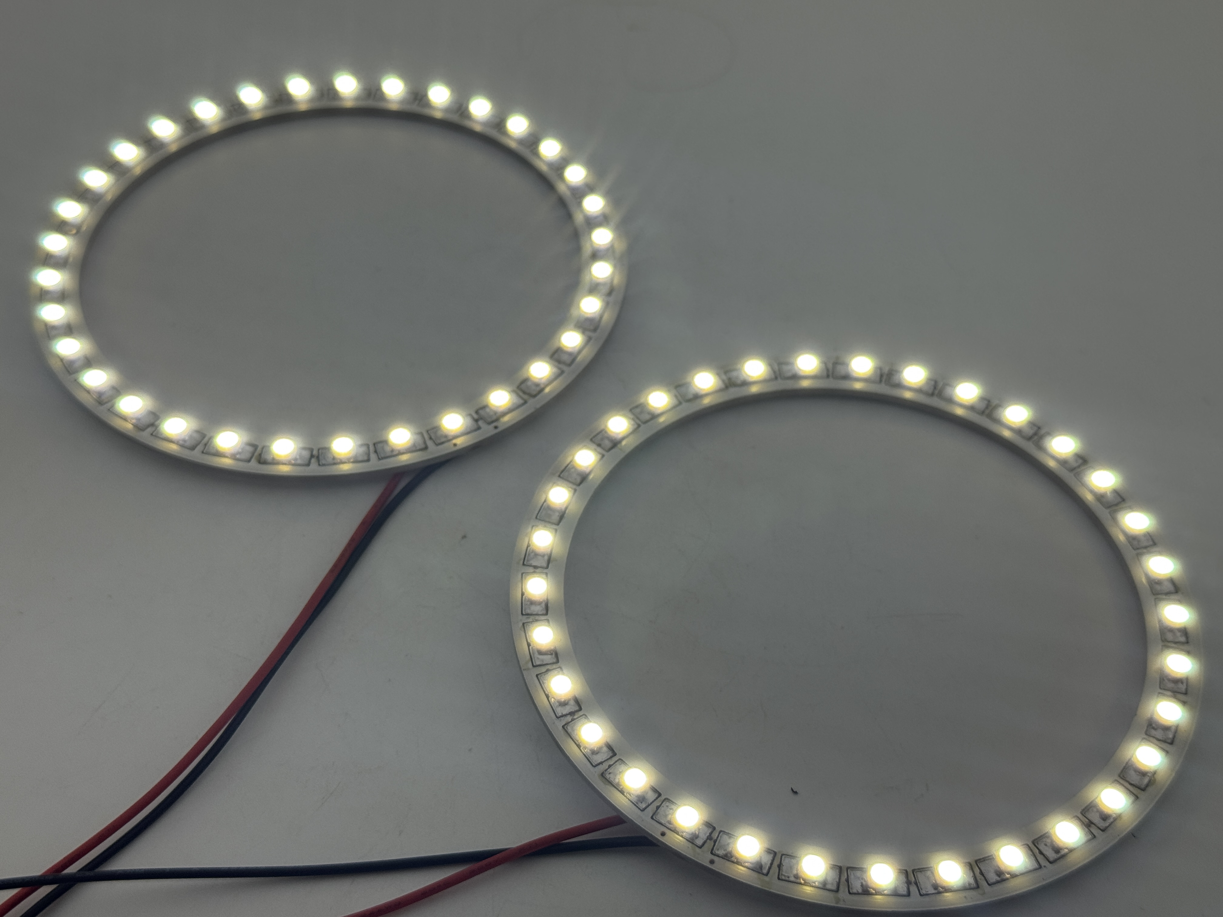 Rebaydo 2pcs LED Angle Eyes 33 SMD 100 mm Diameter