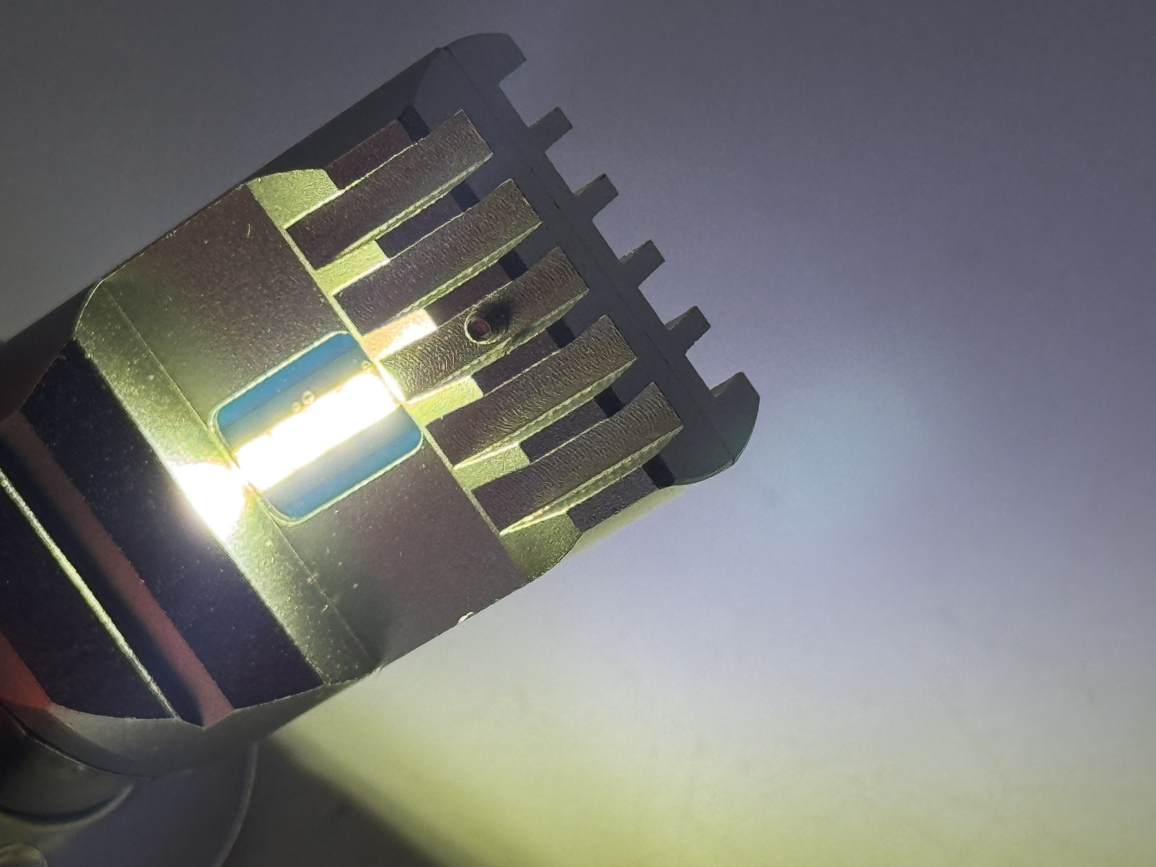 Rebaydo P36S LED Headlight 5 To 30 Volt Single Filament Non Polarized