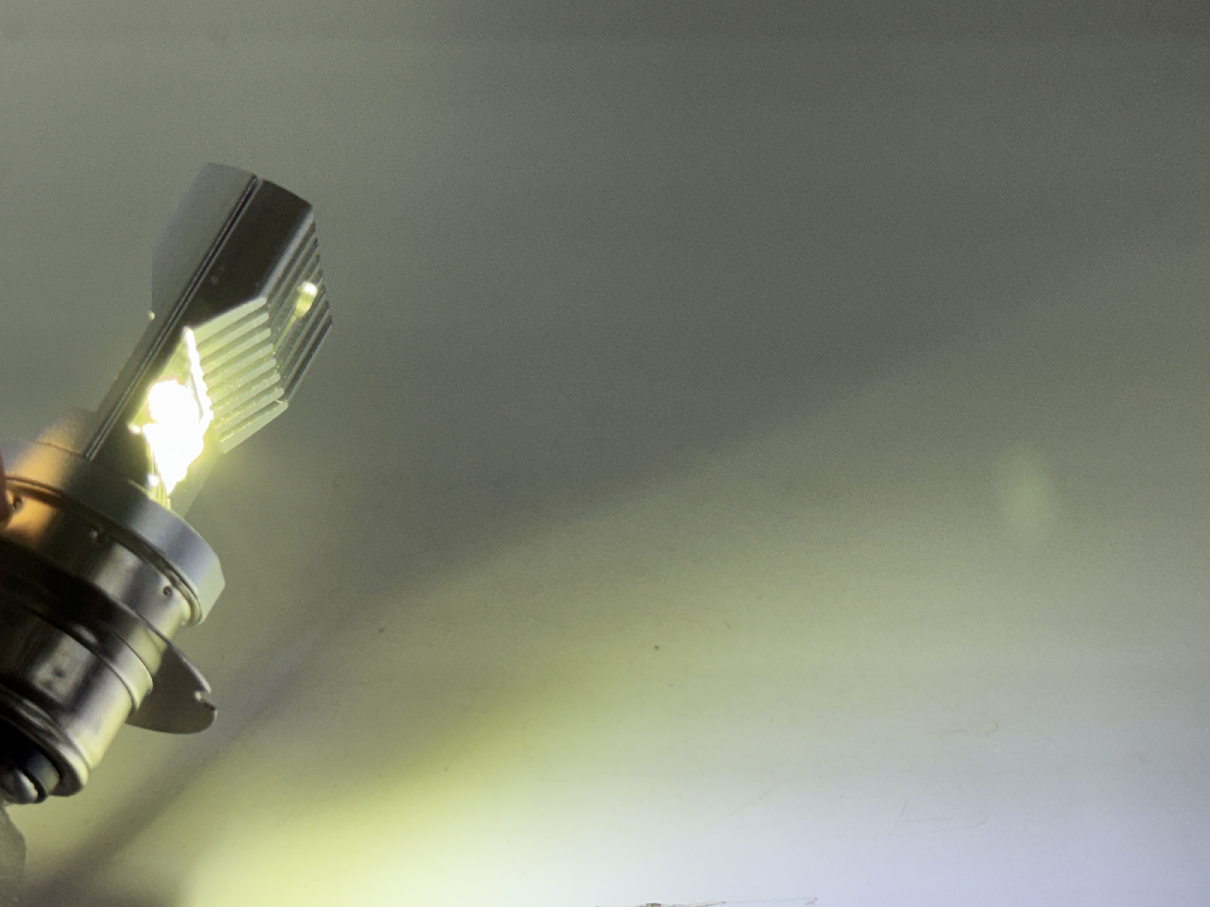 Rebaydo P36D LED Headlight 5 To 30 Volt Dual Filament Non Polarized