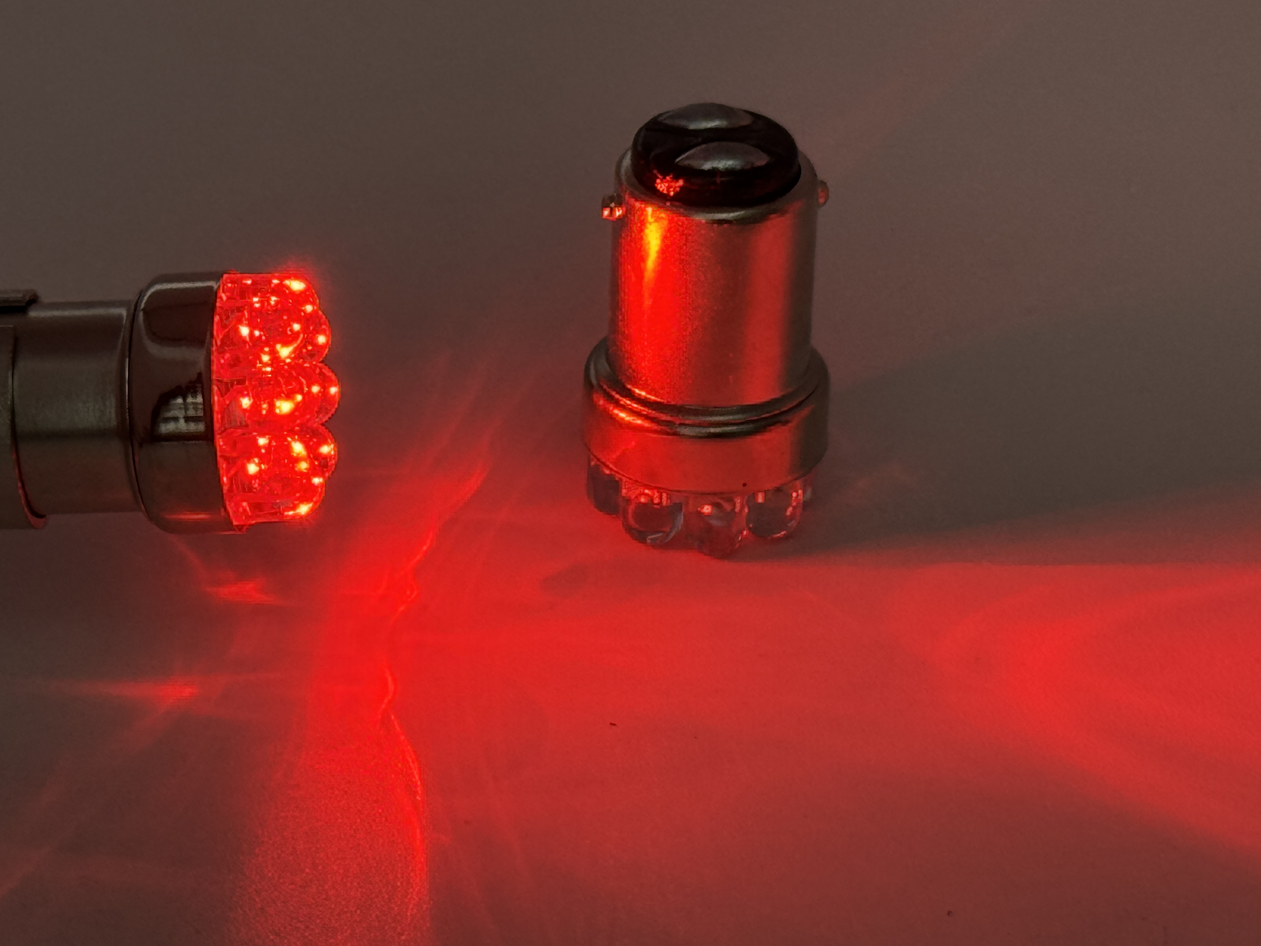 Rebaydo 2pcs 82 Bulb 6.8 Volt  BA15D Non Polarity 9 LED Single Filament