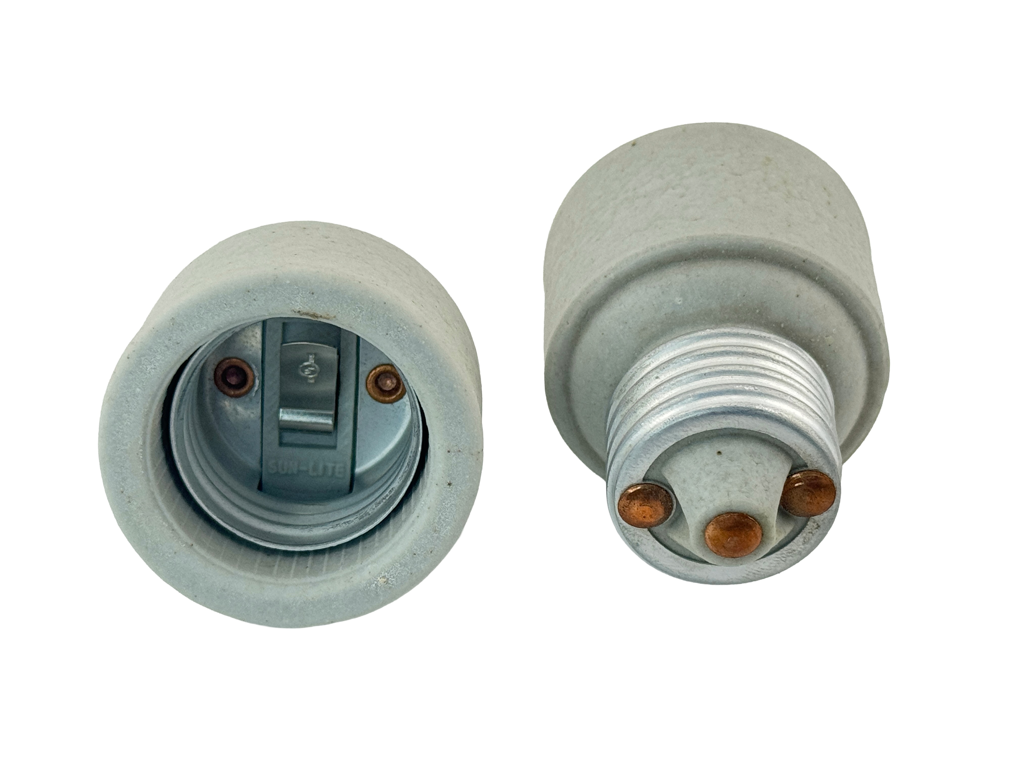 Image of a E26 socket extender