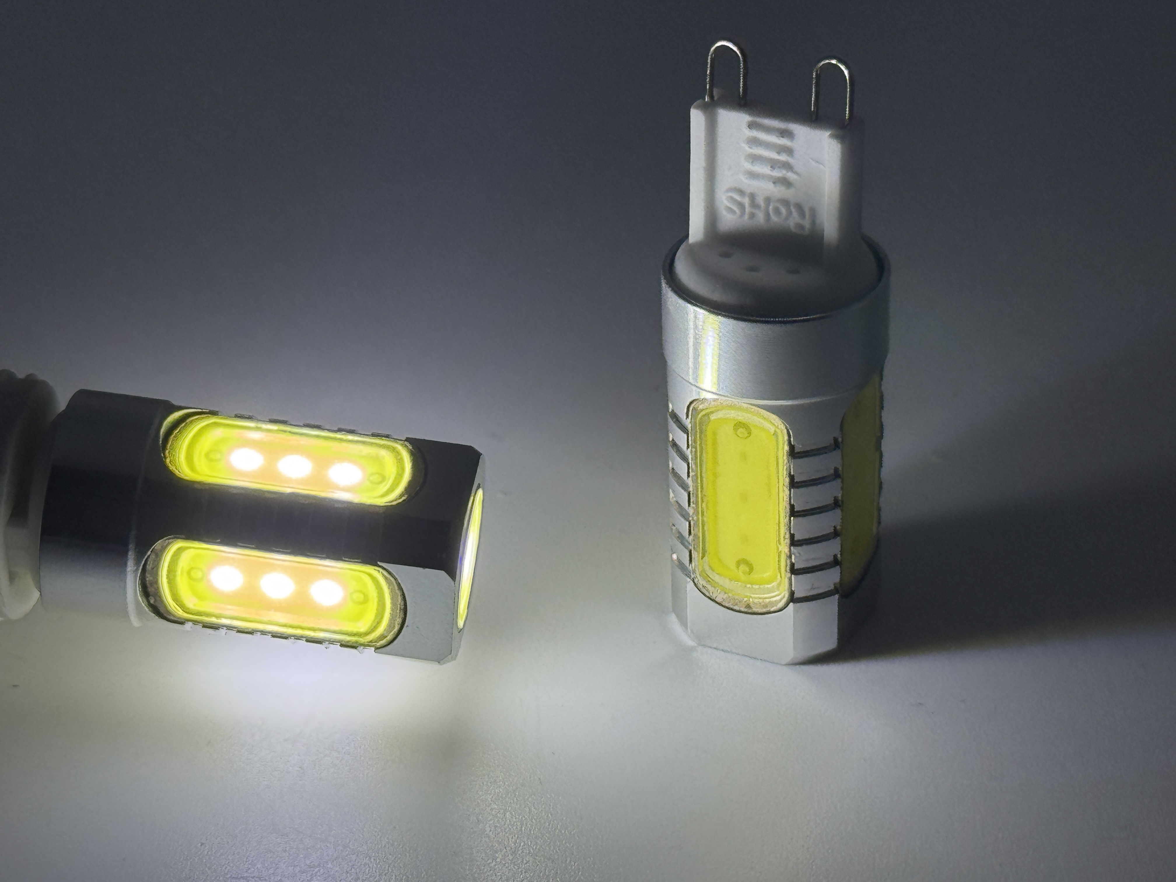 Rebaydo 2pcs G9 Male 9mm 3 Watt MCOB LED Bulb 90-265 VAC