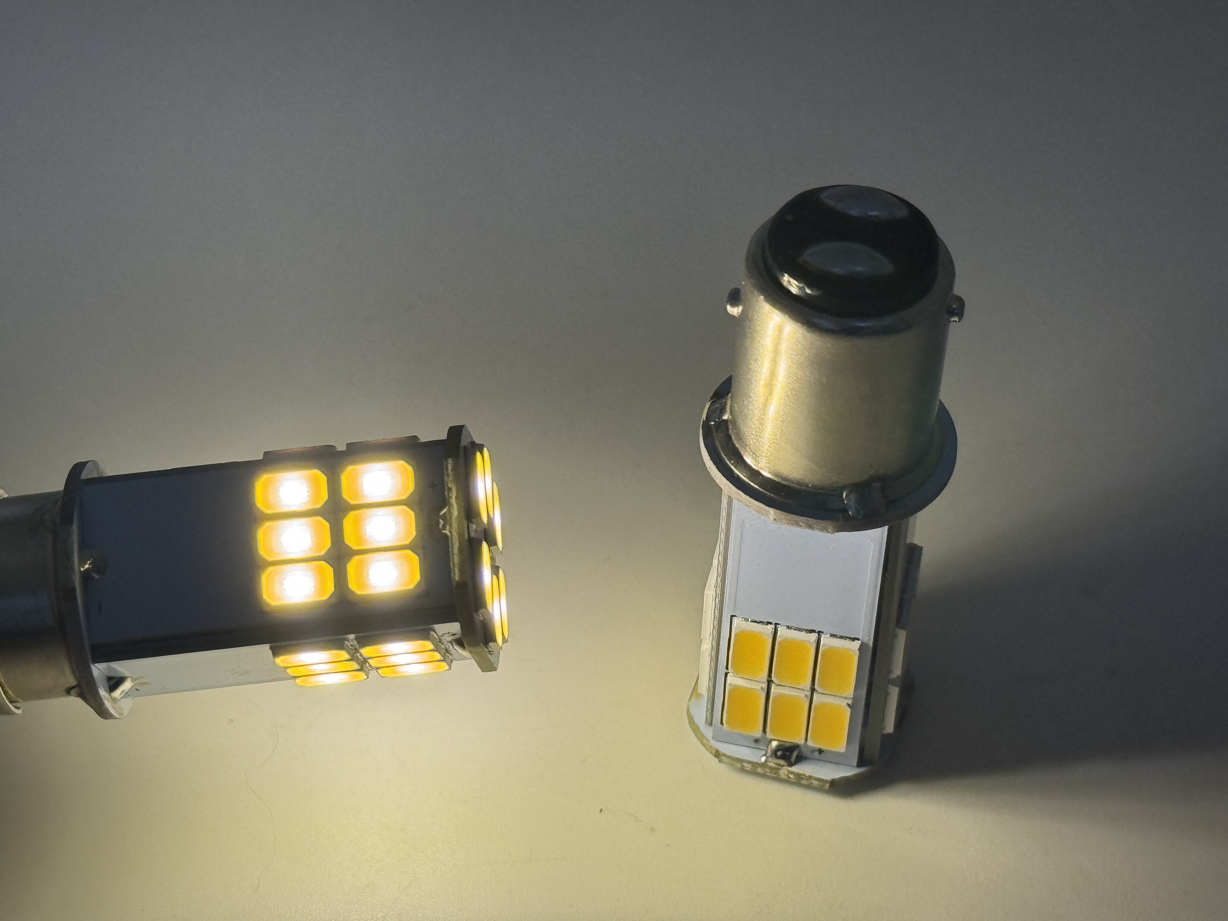 Rebaydo 2pcs 6 Volt BAY15D LED Head Light Dual Filament