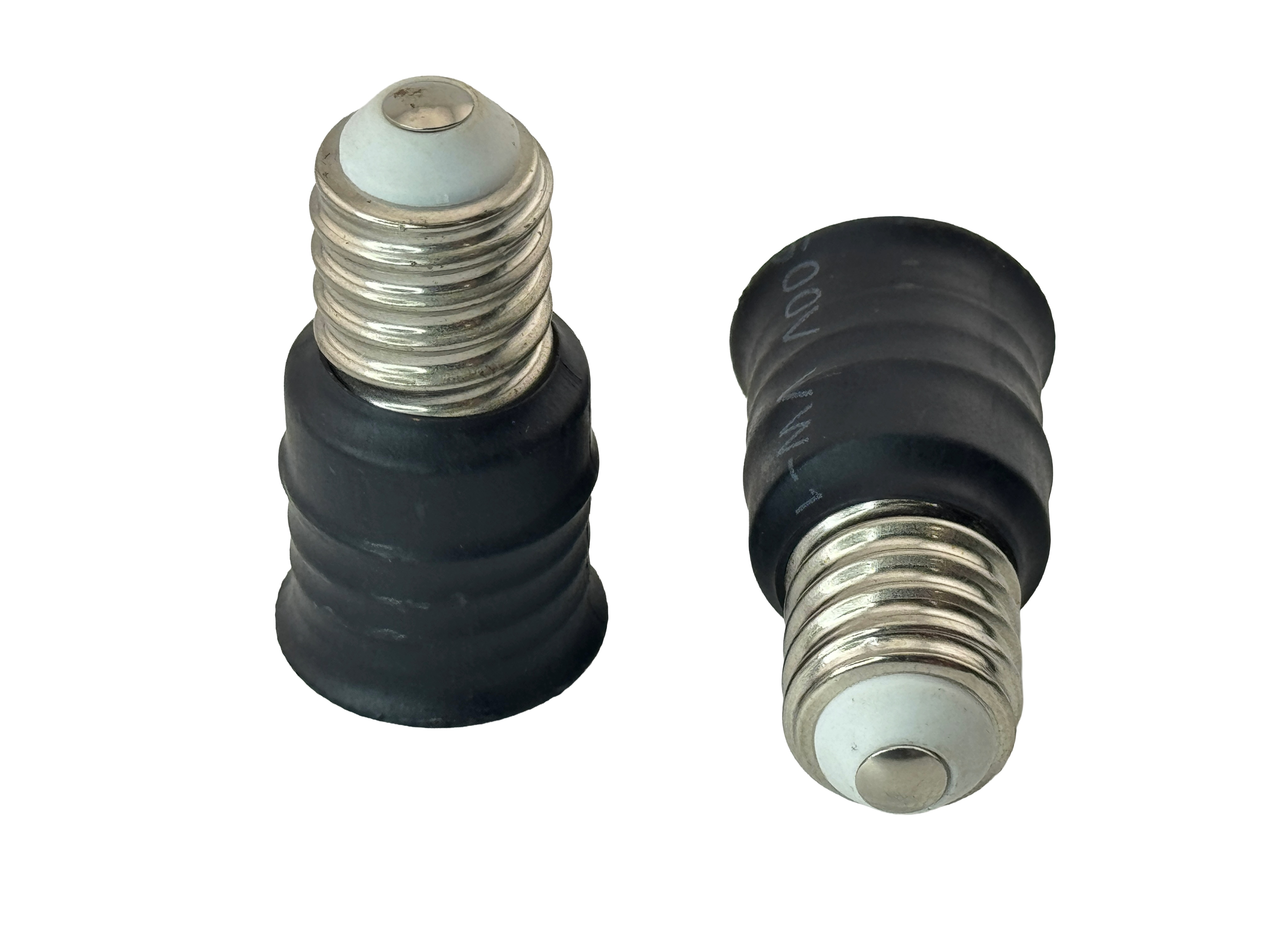 Rebaydo 2pcs E14 Male to E17 Female Socket Adapter