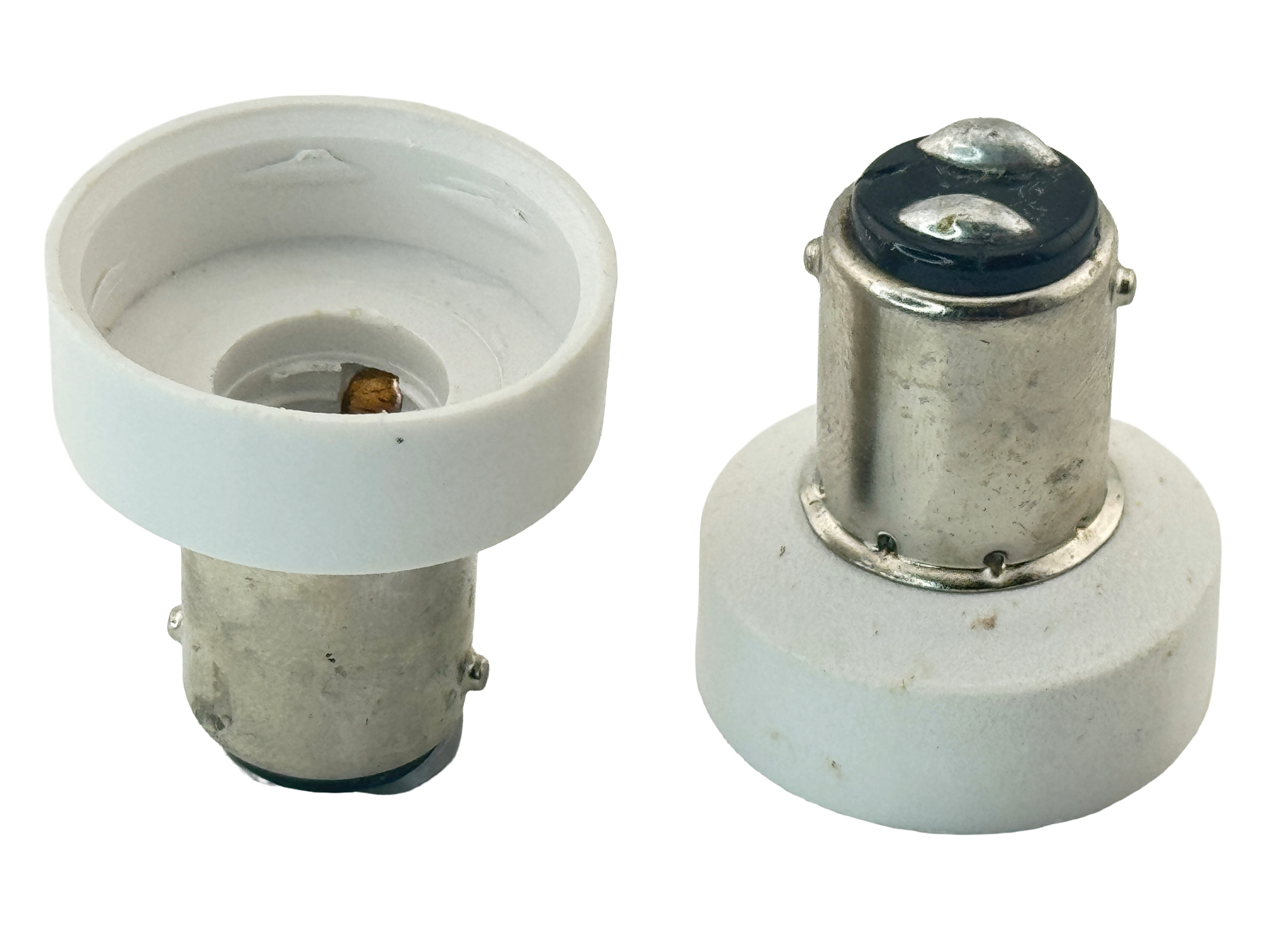 Rebaydo 2pcs BA15D Male To E11 Female Converter Adapter