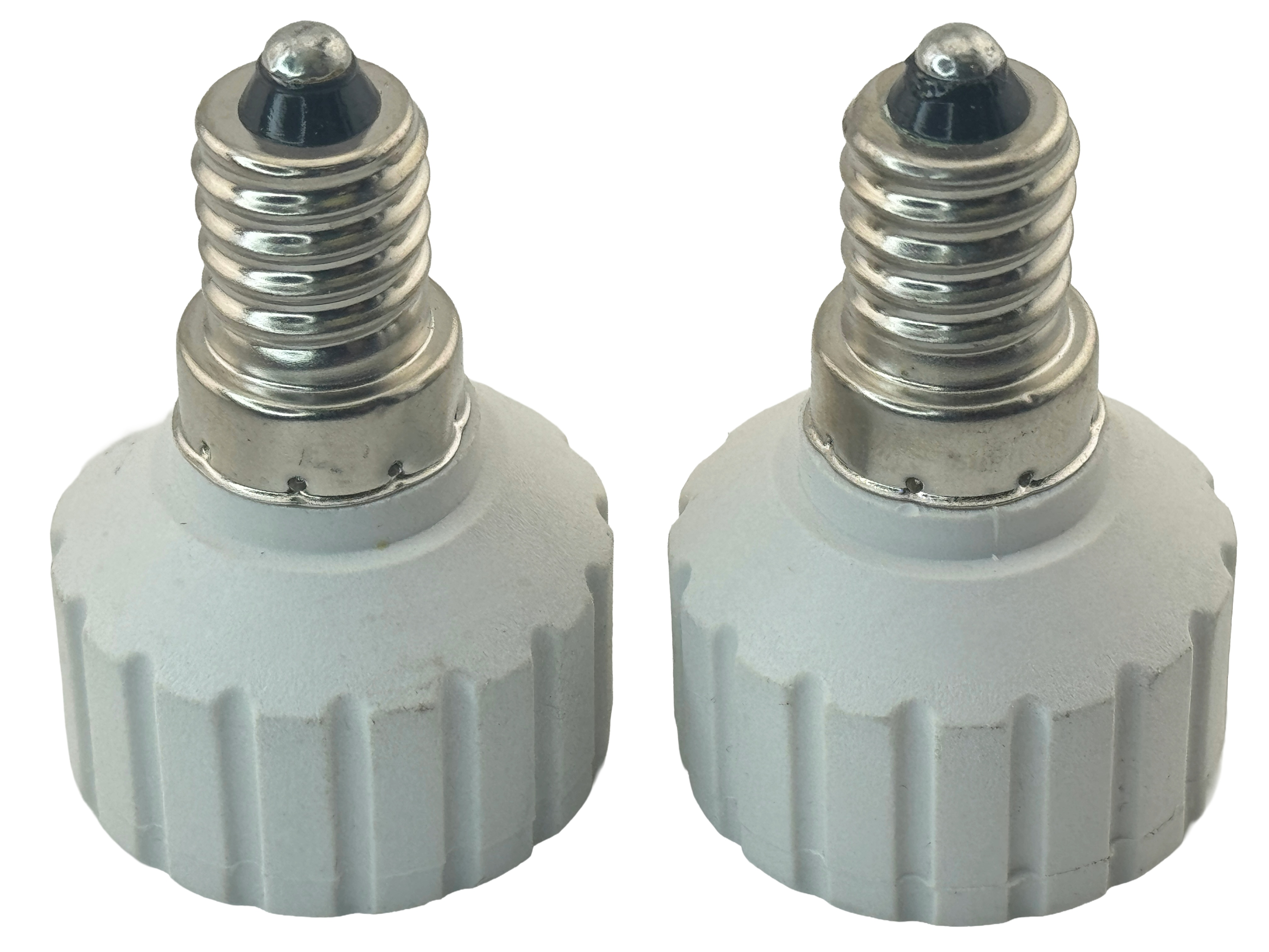 Picture of a converter E14 male to GU10 female