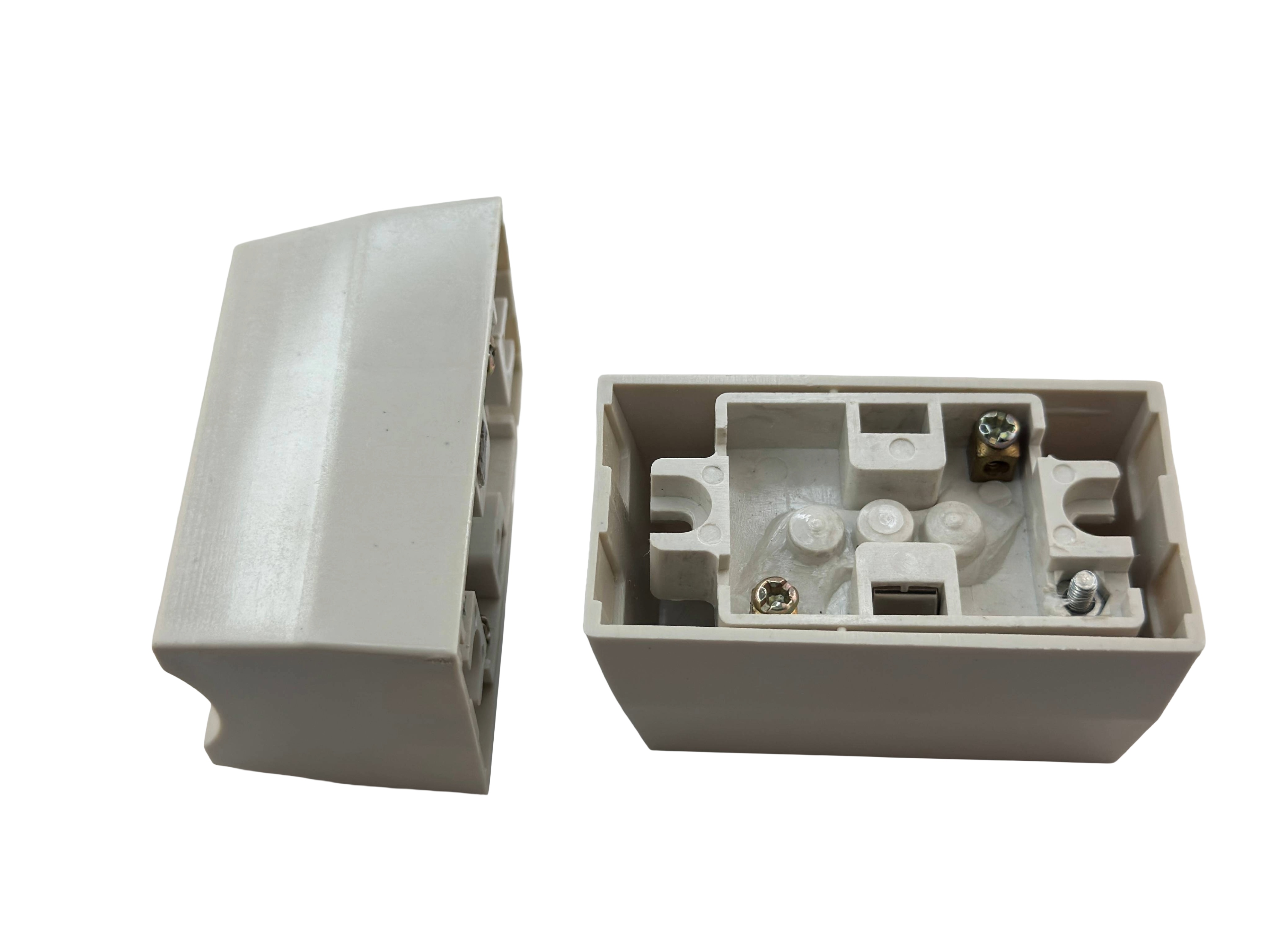 S14D Female socket, surface mount. CE and Rohs listed. Great for cabinets, display case.
