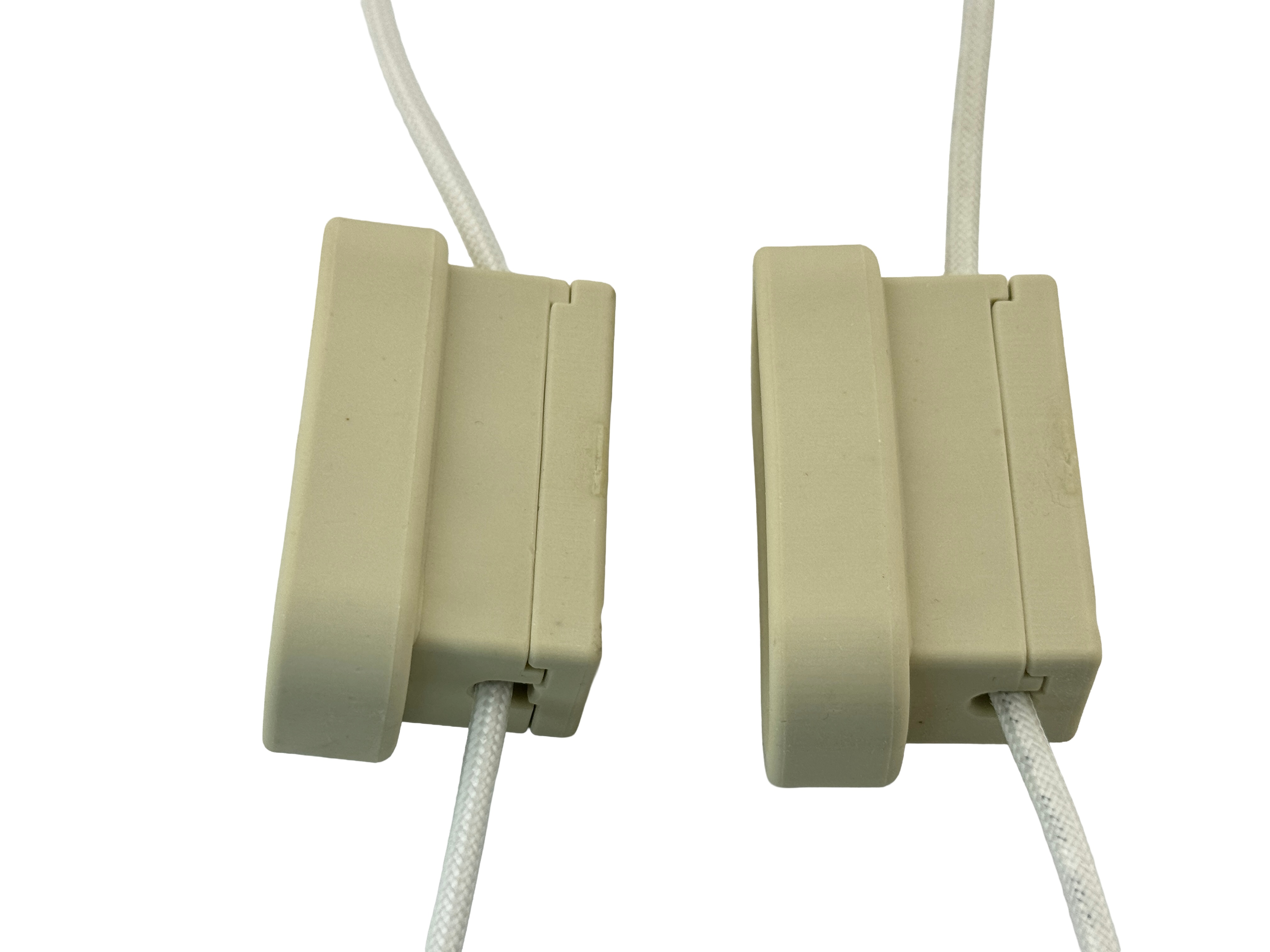 GX16D female Socket Ceramic with Wires product 65894