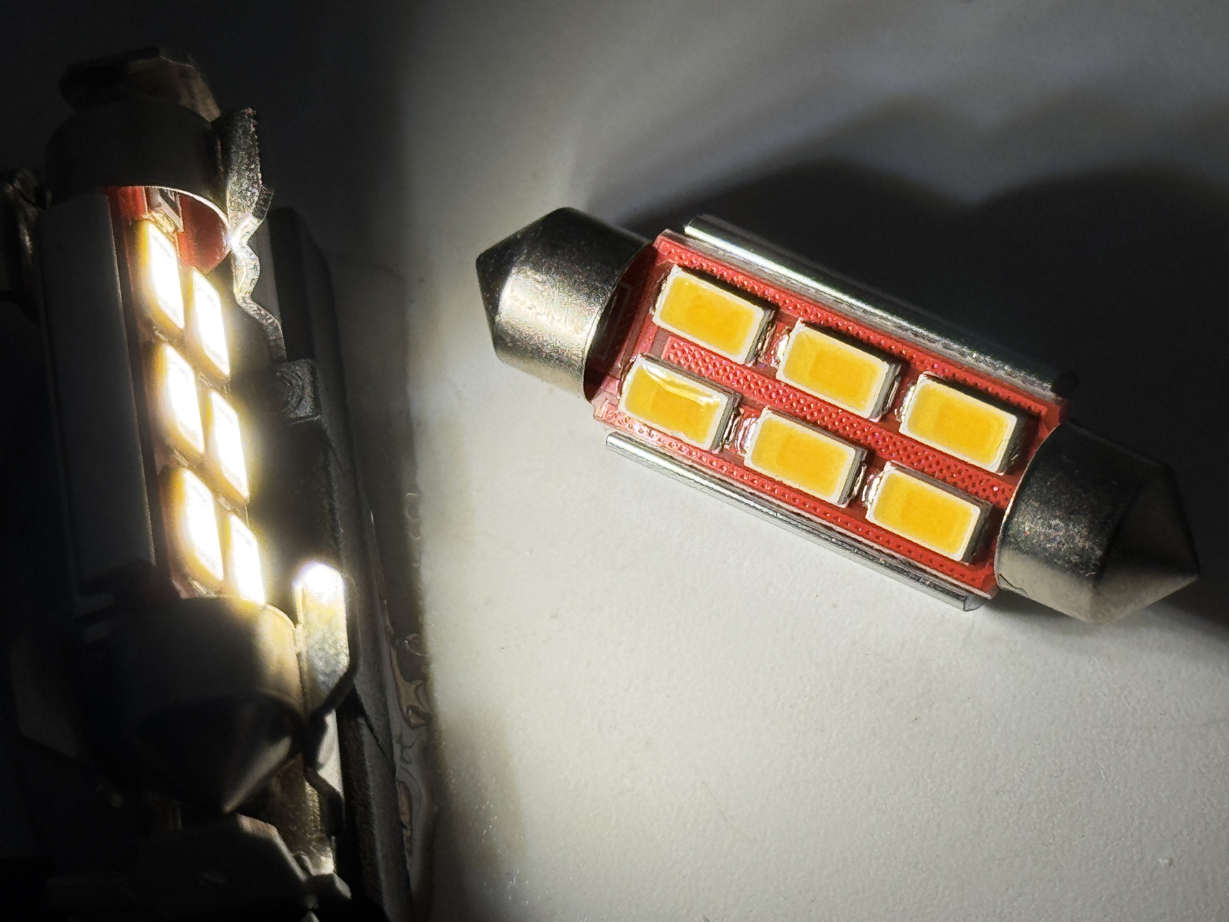 Festoon 39mm 3 Watt 6 x 5730 SMD 24V AC/DC 1 1/2 inch	product 66478