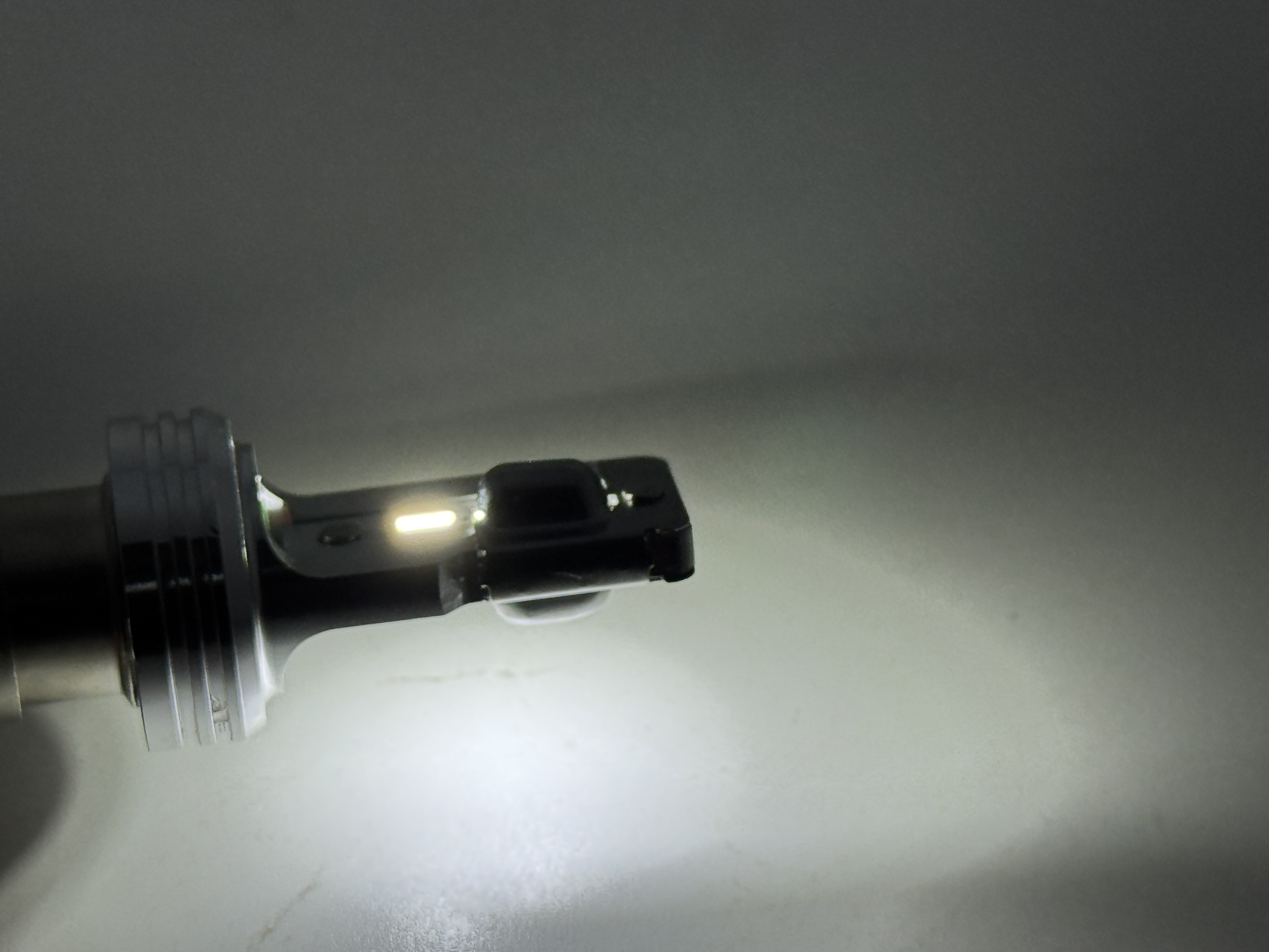 BA15D LED Headlight Dual Filament 6 to 9 Volts Non Polarized Ninety Degrees product 79415