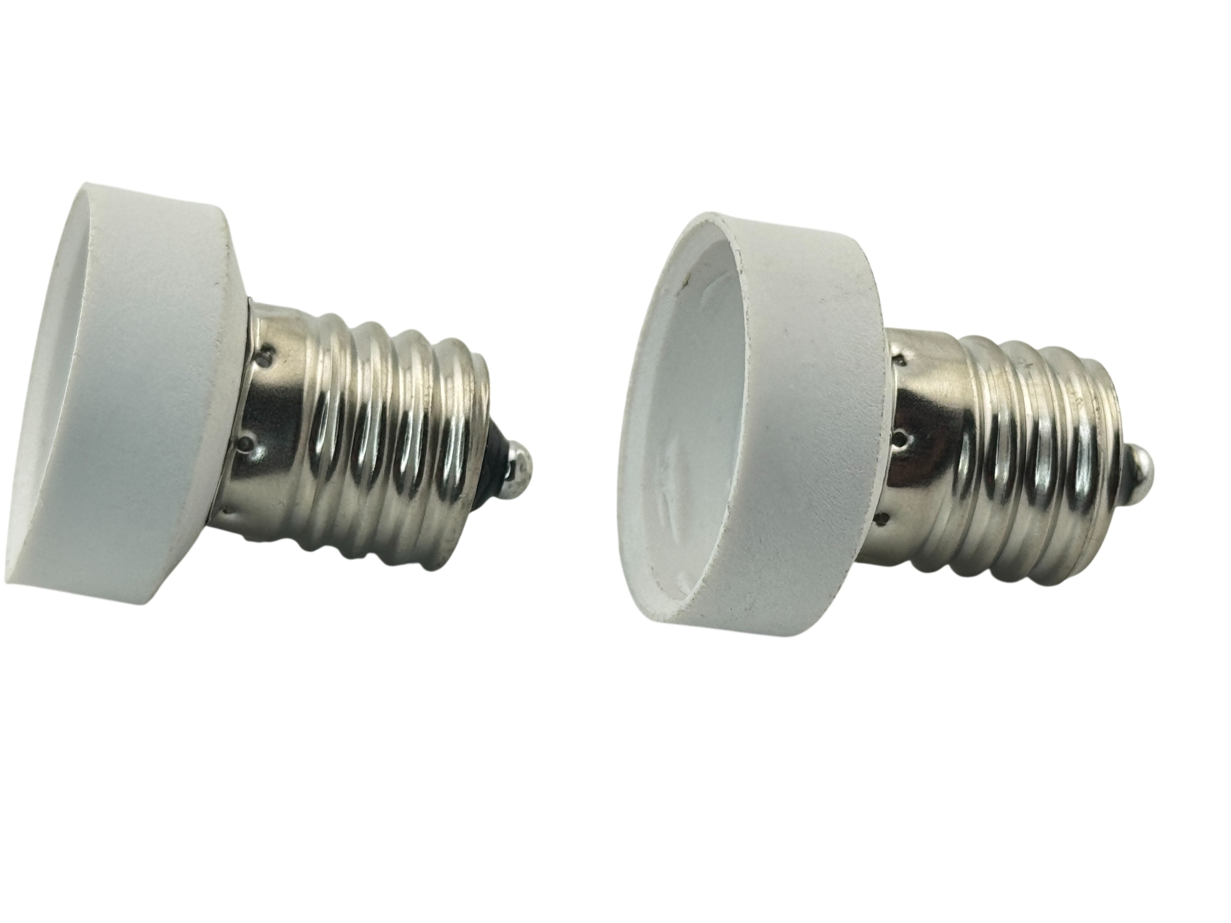 Rebaydo 2pcs E17 Male to E11 Female Screw Base Converter Adapter