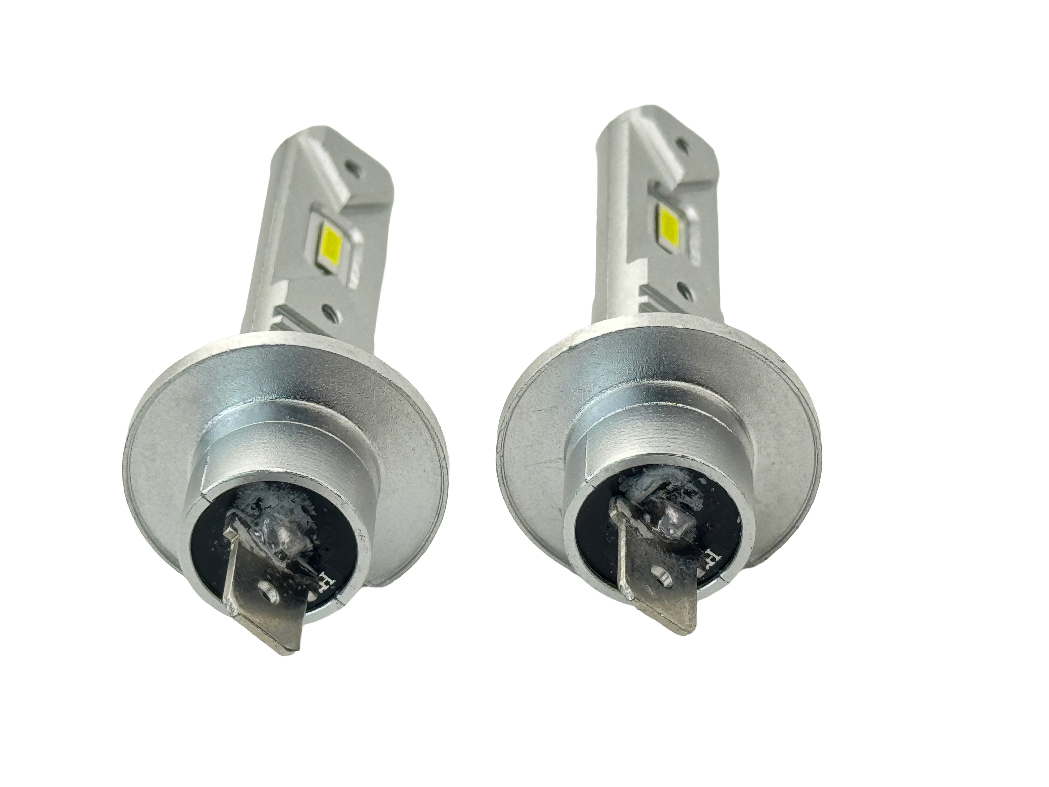 Rebaydo 2pcs H1 LED Headlight 5 to 9 Volt No Polarity Single Filament