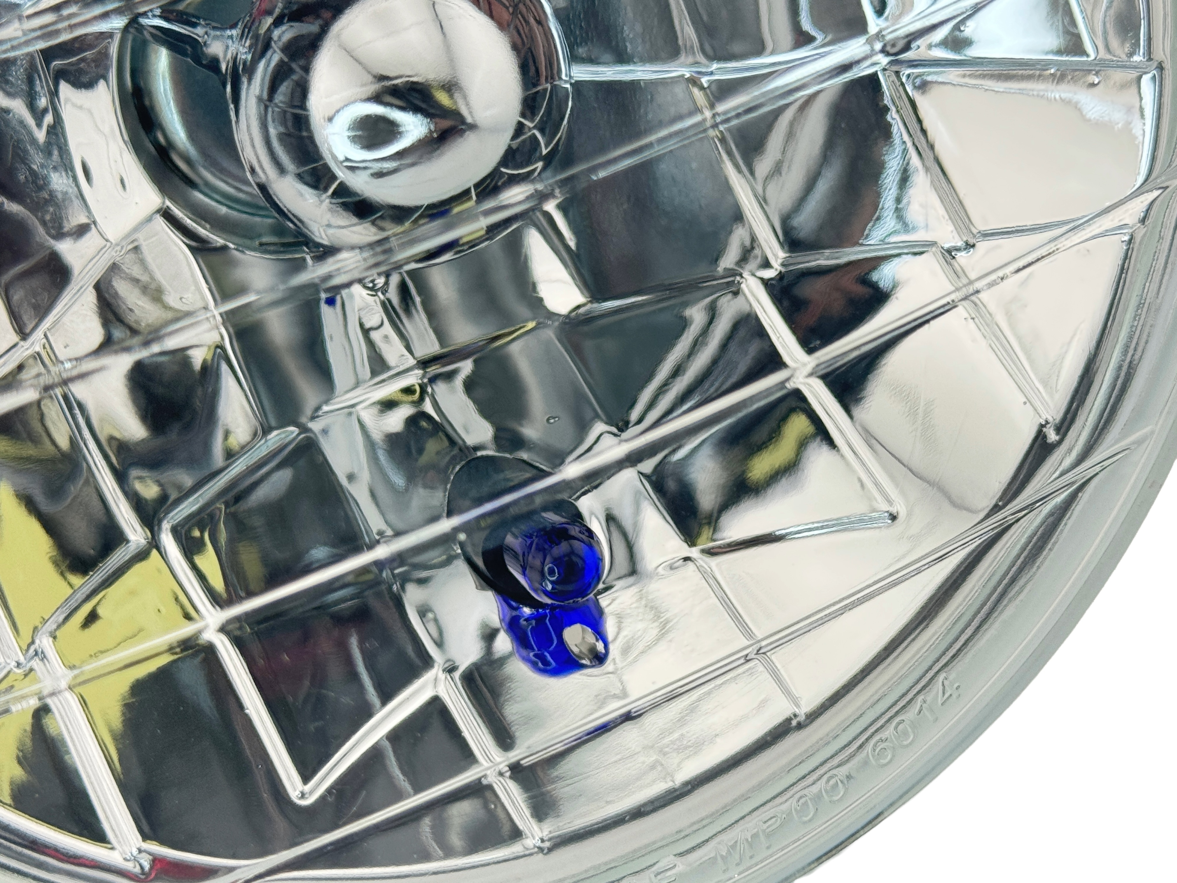 Headlight SemiSealed Housing 7" Round With Park Bulb Pair NCNRNW product 69854