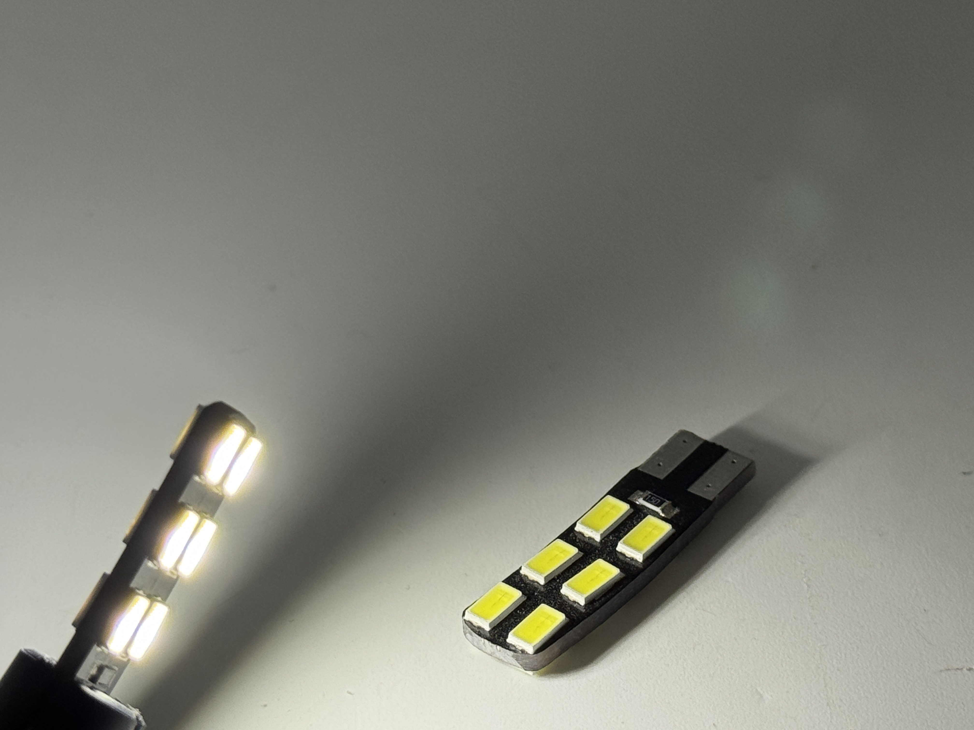 T10 Wedge 12 SMD 5730 12 Volt DC CAN Bus 4 Watt product 12656
