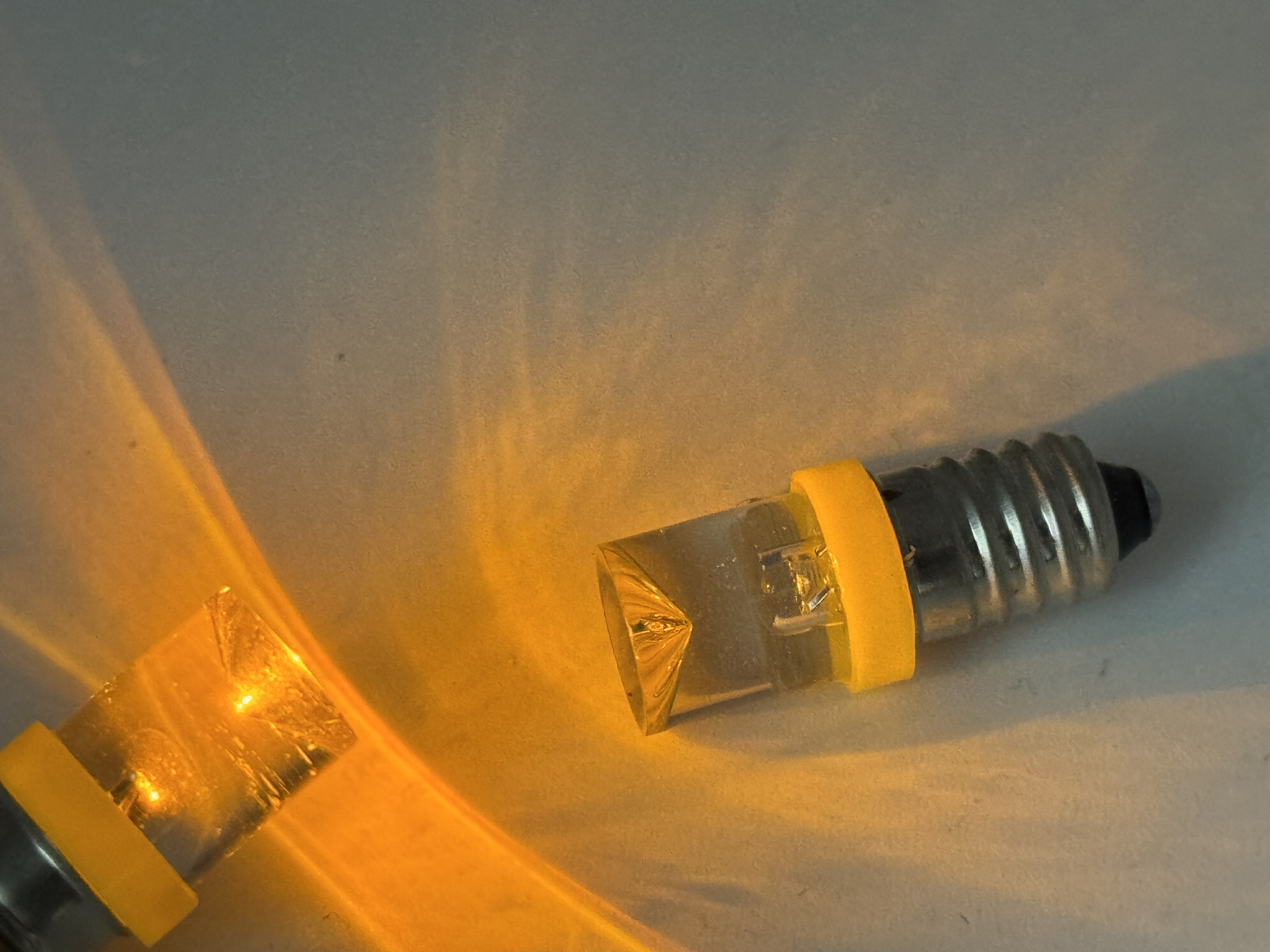Rebaydo 2pcs E10 Miniature Screw Concave LED Bulb 12 Volt DC