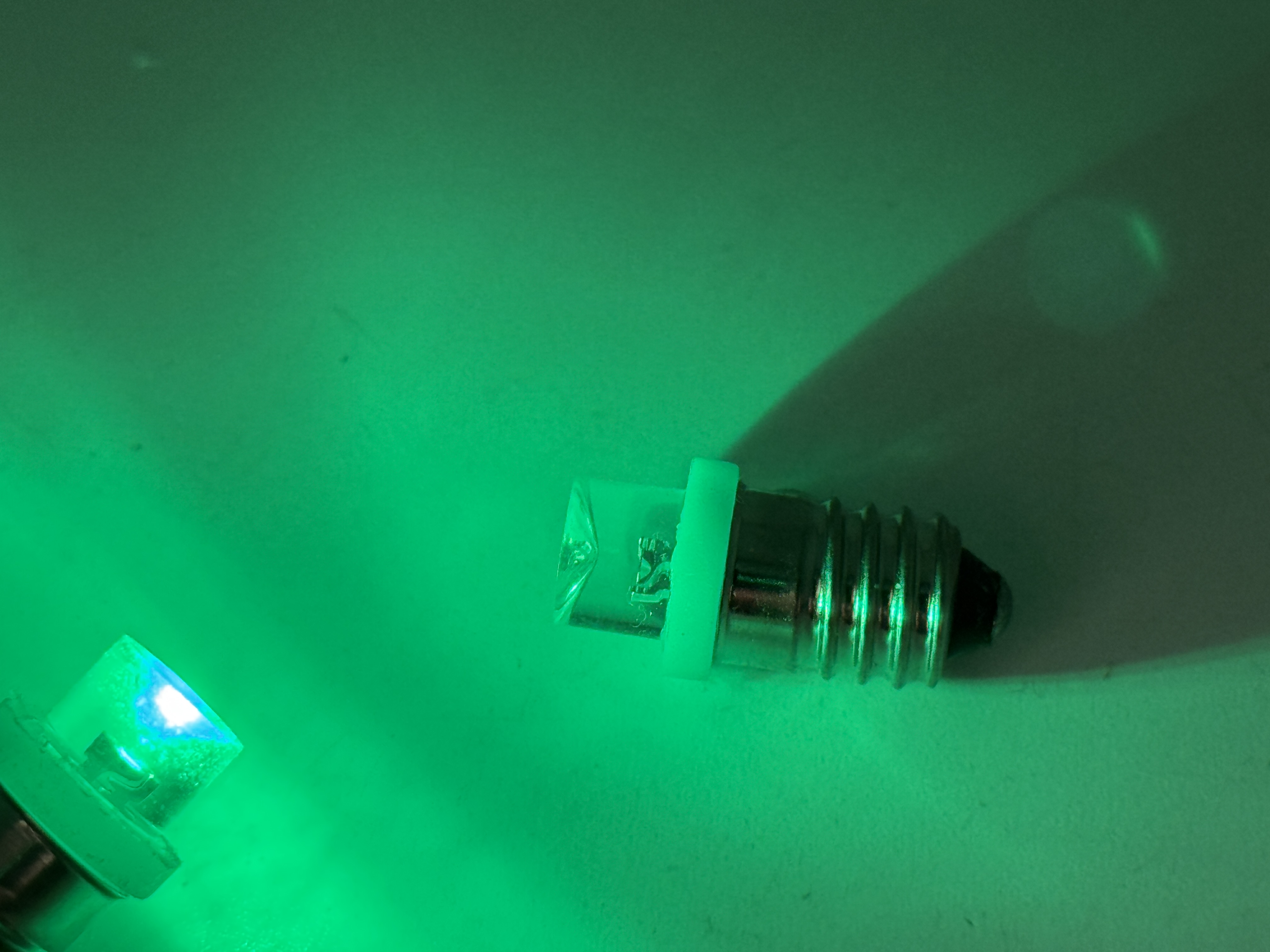 Rebaydo 2pcs E10 Miniature Screw Concave LED Bulb 12 Volt DC