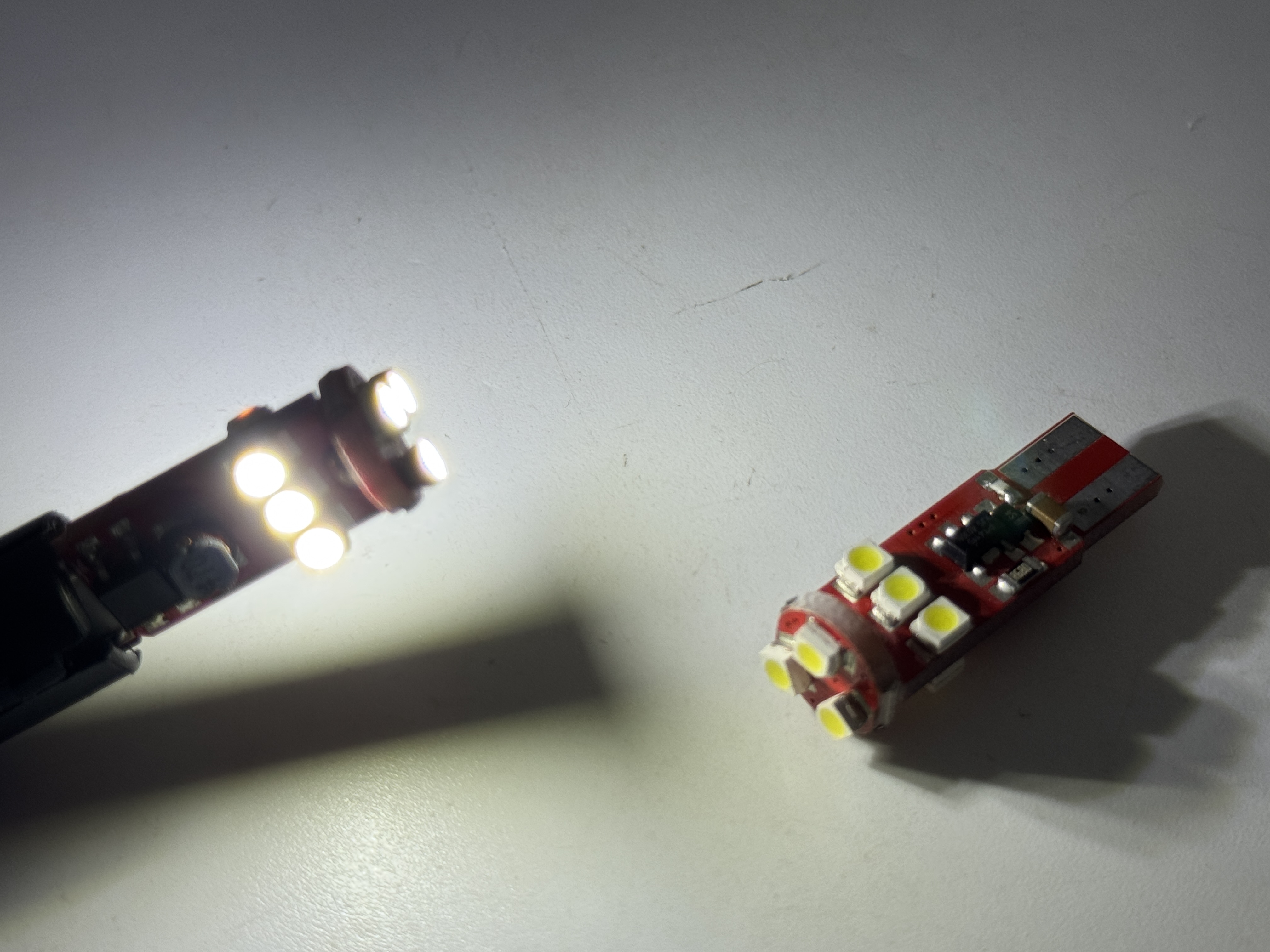 T10 wedge has 9 3528 led
