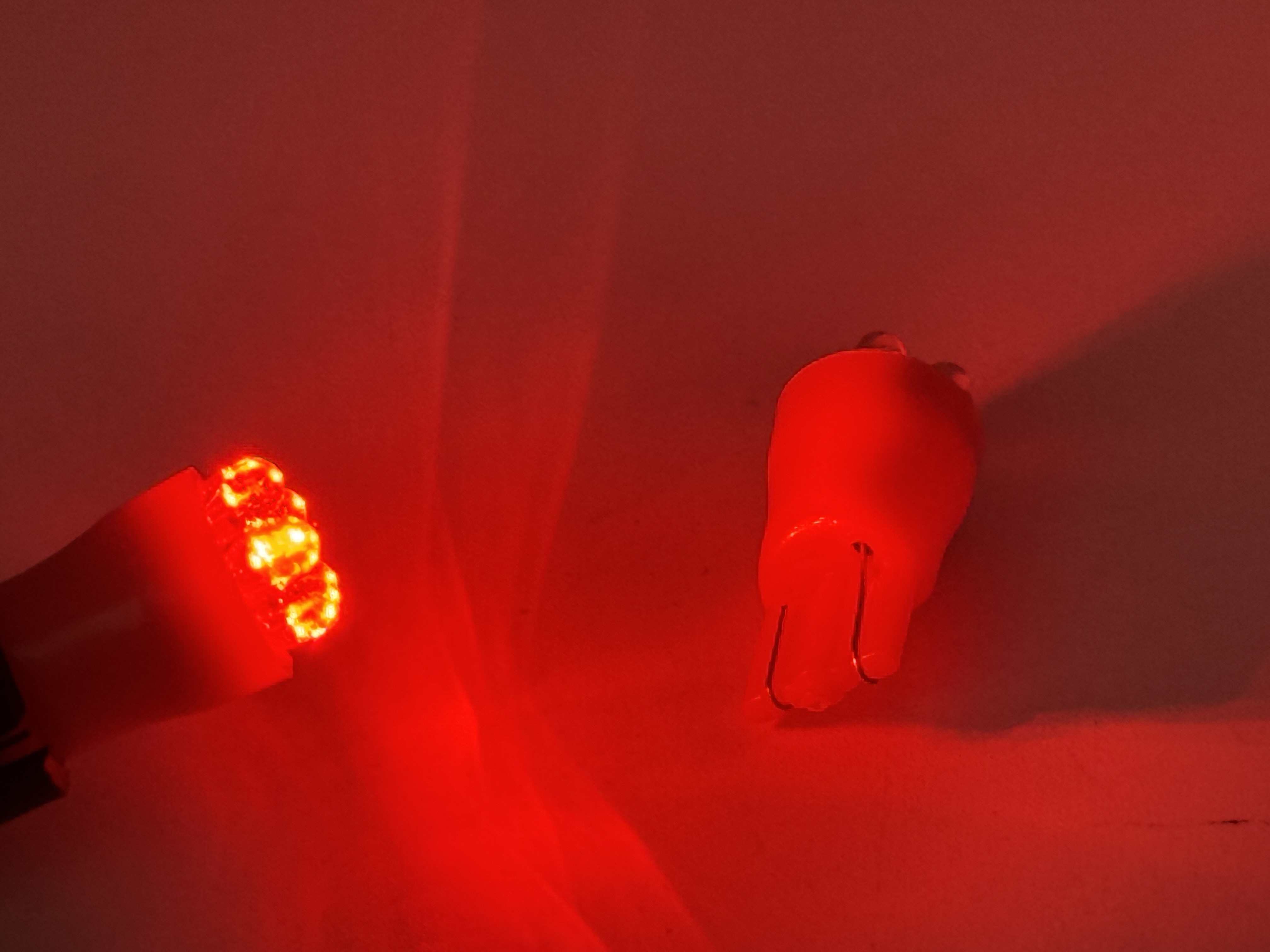image of a t10 wedge 6 led light bulb