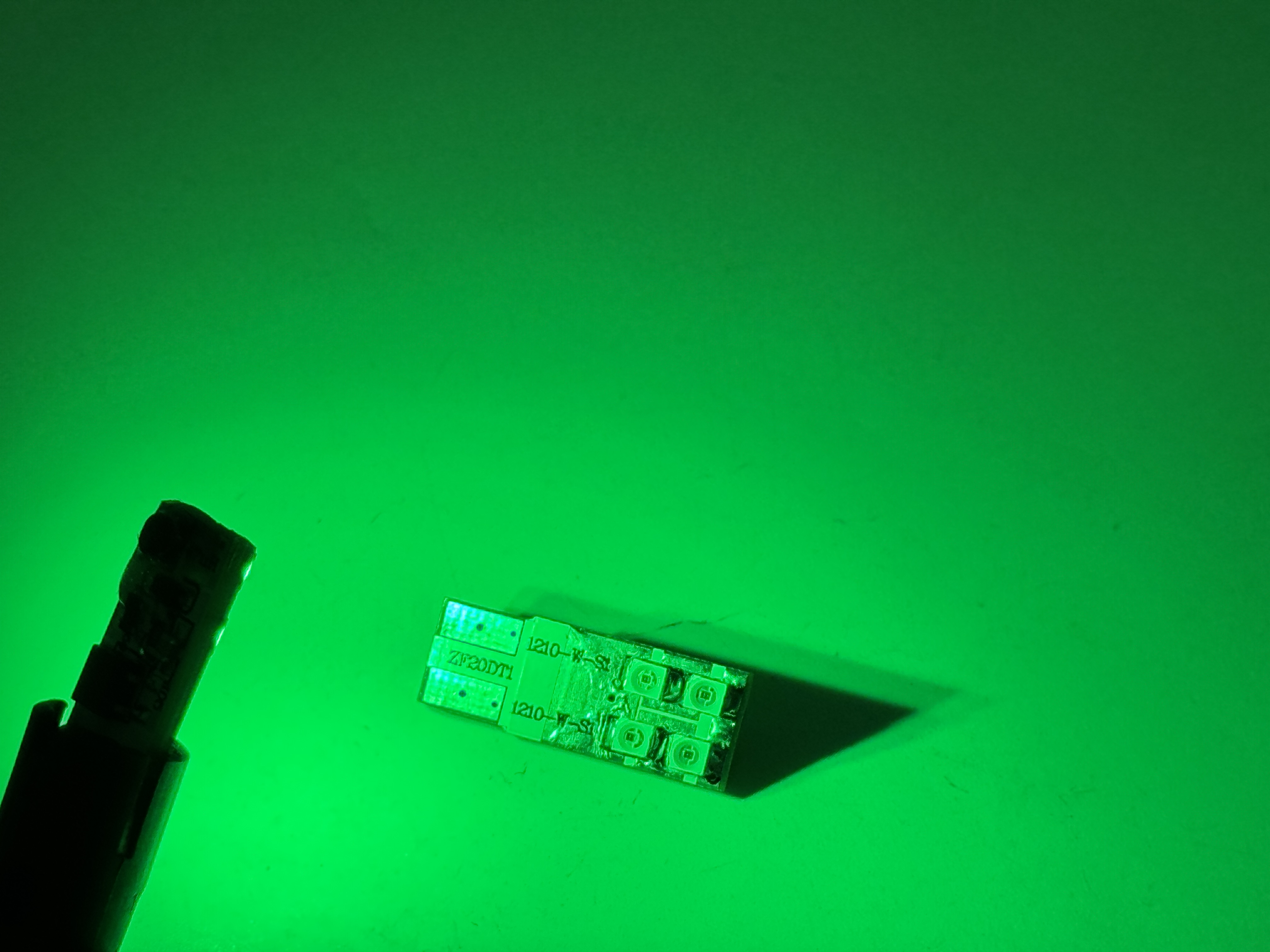 T10 Wedge 4 Ultra Bright SMD Side Firing 12 Volt AC/DC product 68464