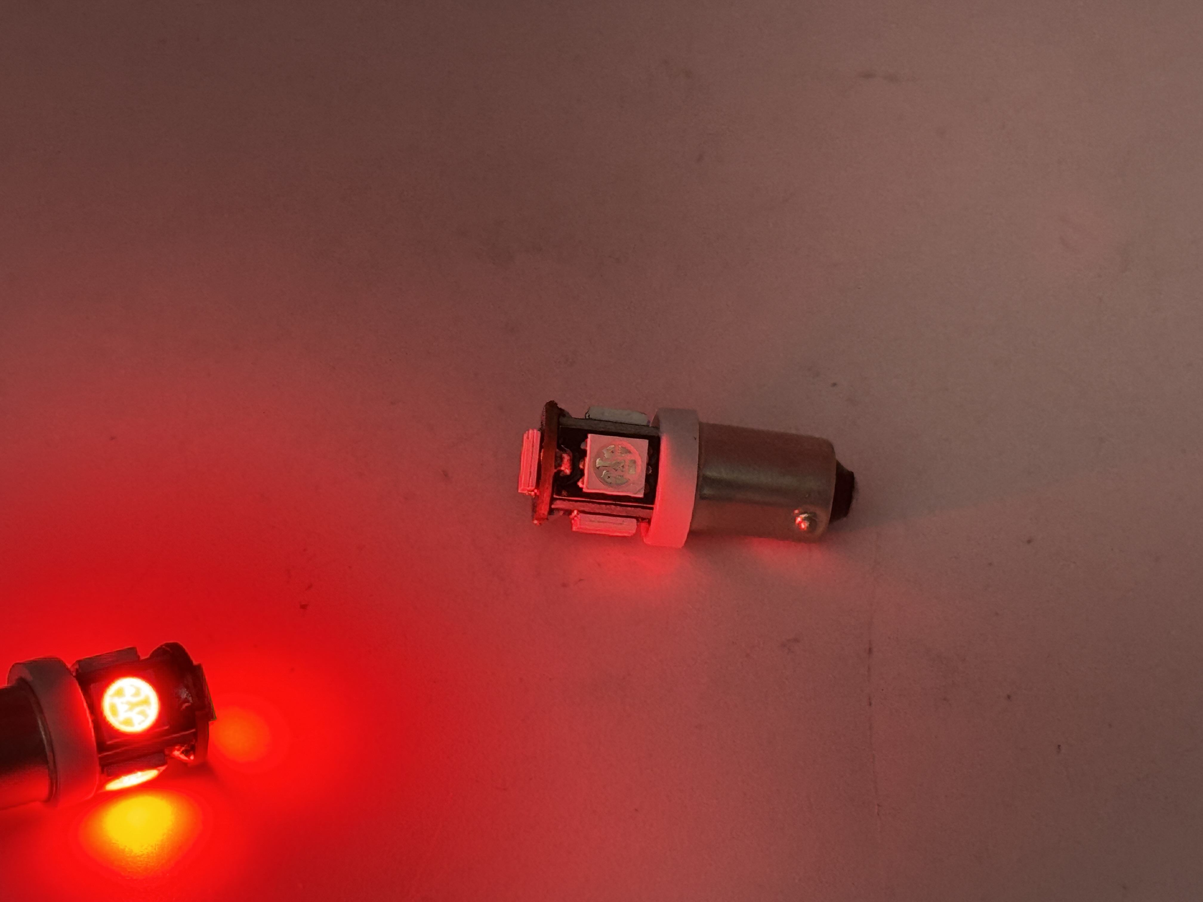 Rebaydo 2pcs Miniature Bulb 12 Volt BA9S Base 5 SMD