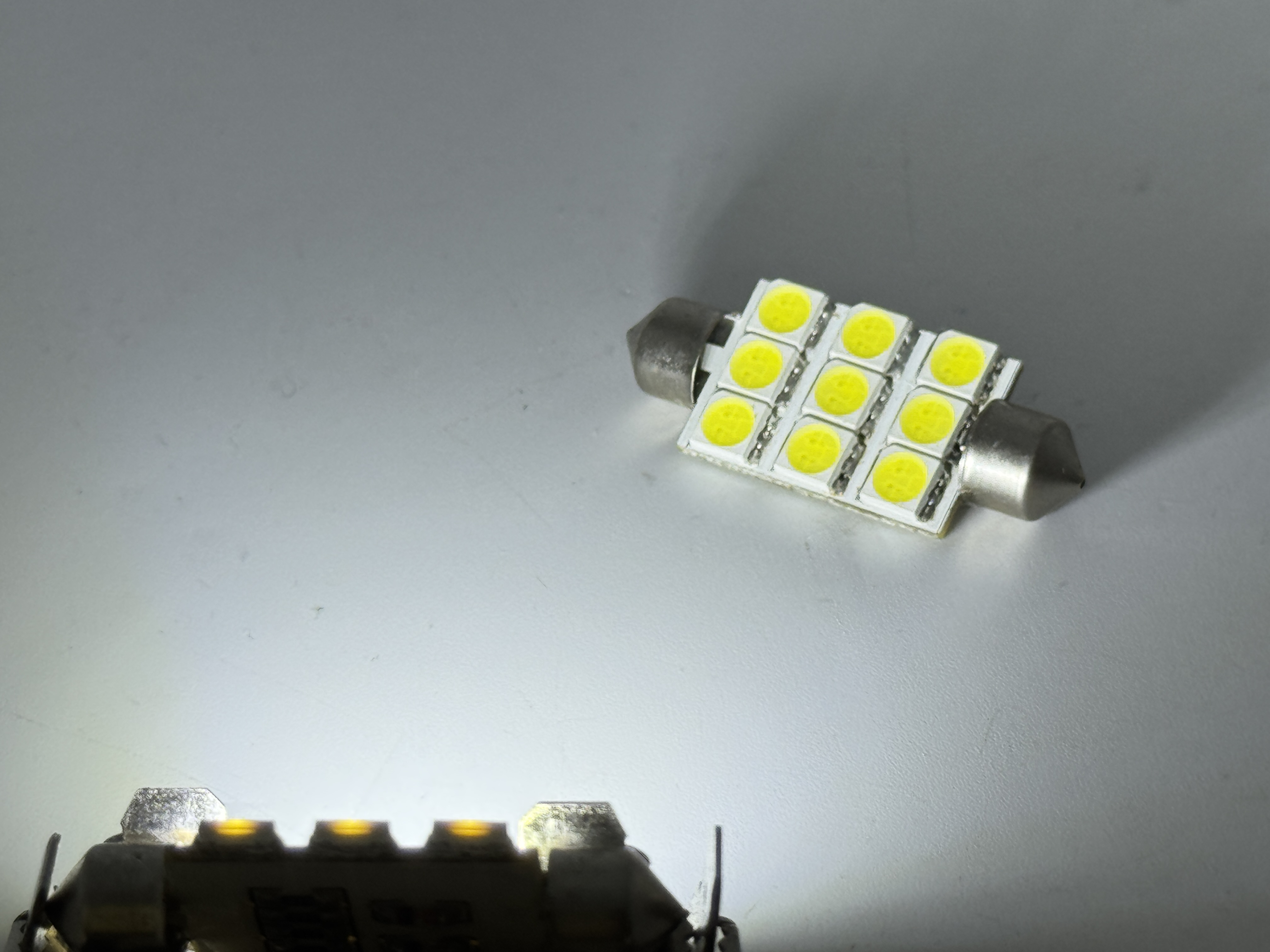 Rebaydo 2pcs Festoon SMD 9 5050 LED Light 1 3/4 Inches or 41 mm 12 Volt DC