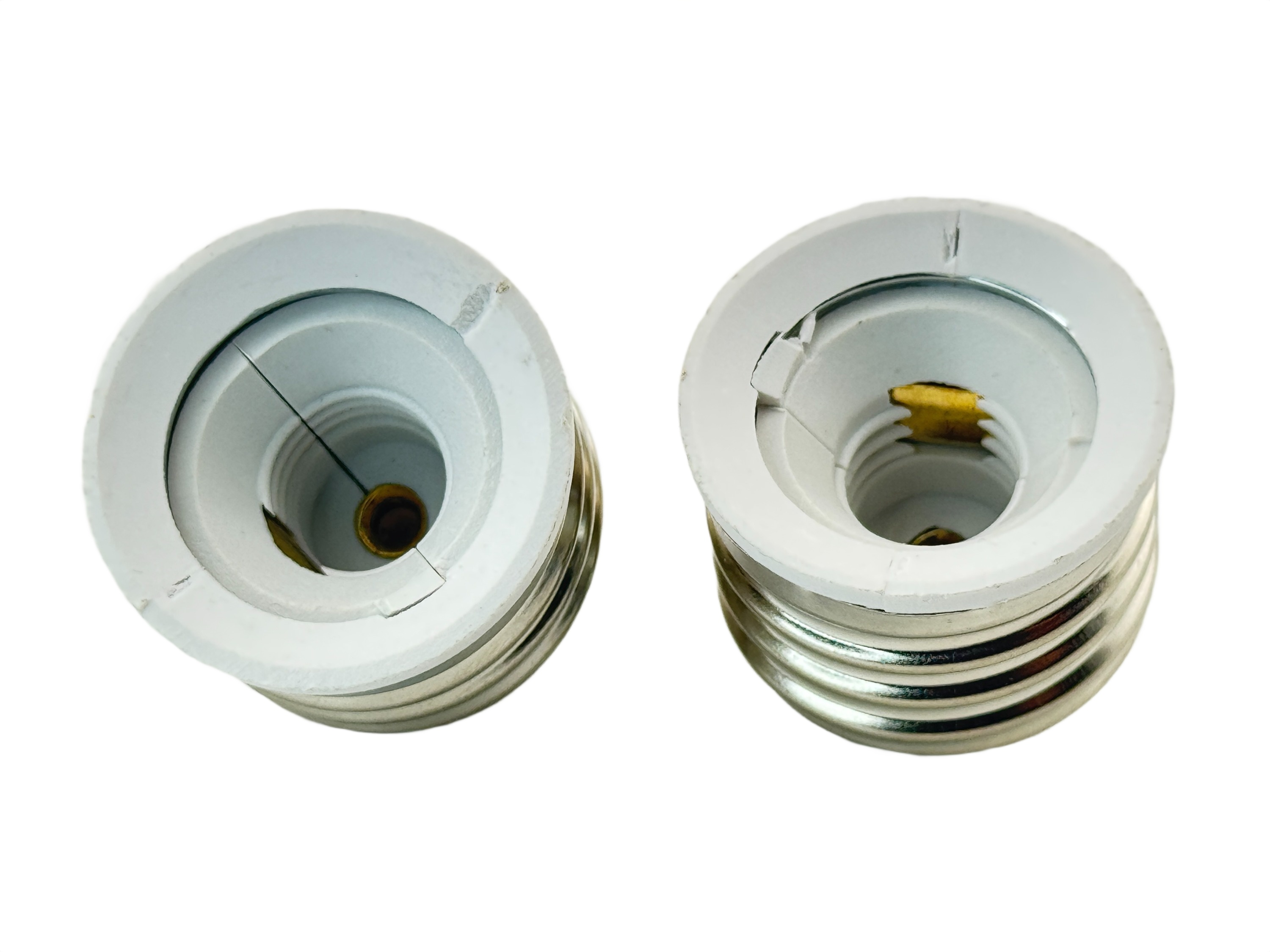 Rebaydo 2pcs E26/E27 Male to E11 Female Socket Converter