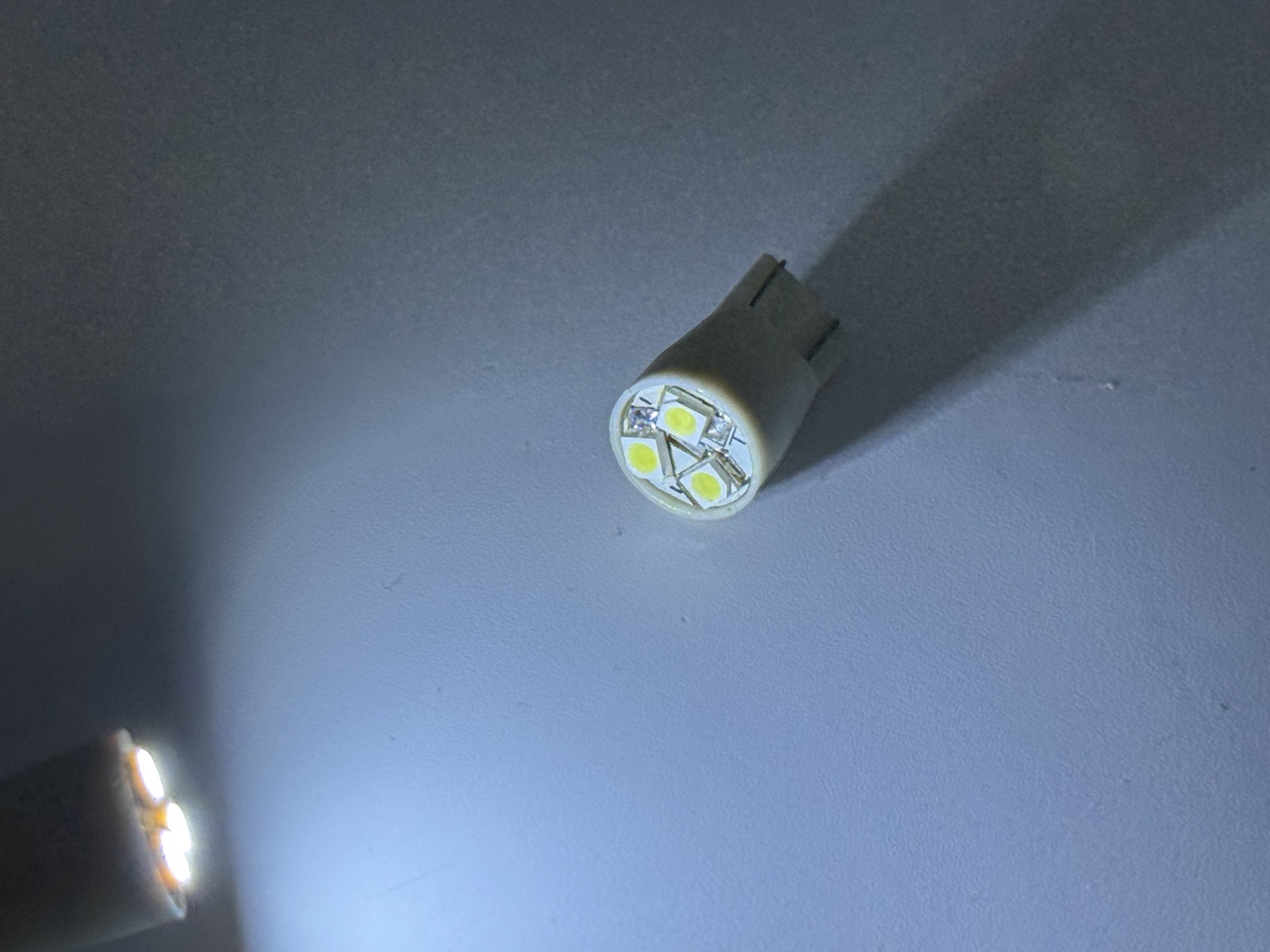 3 Ultra bright S.M.T. L.E.D. T10 Wedge Forward Firing LED Lamp product 47567
