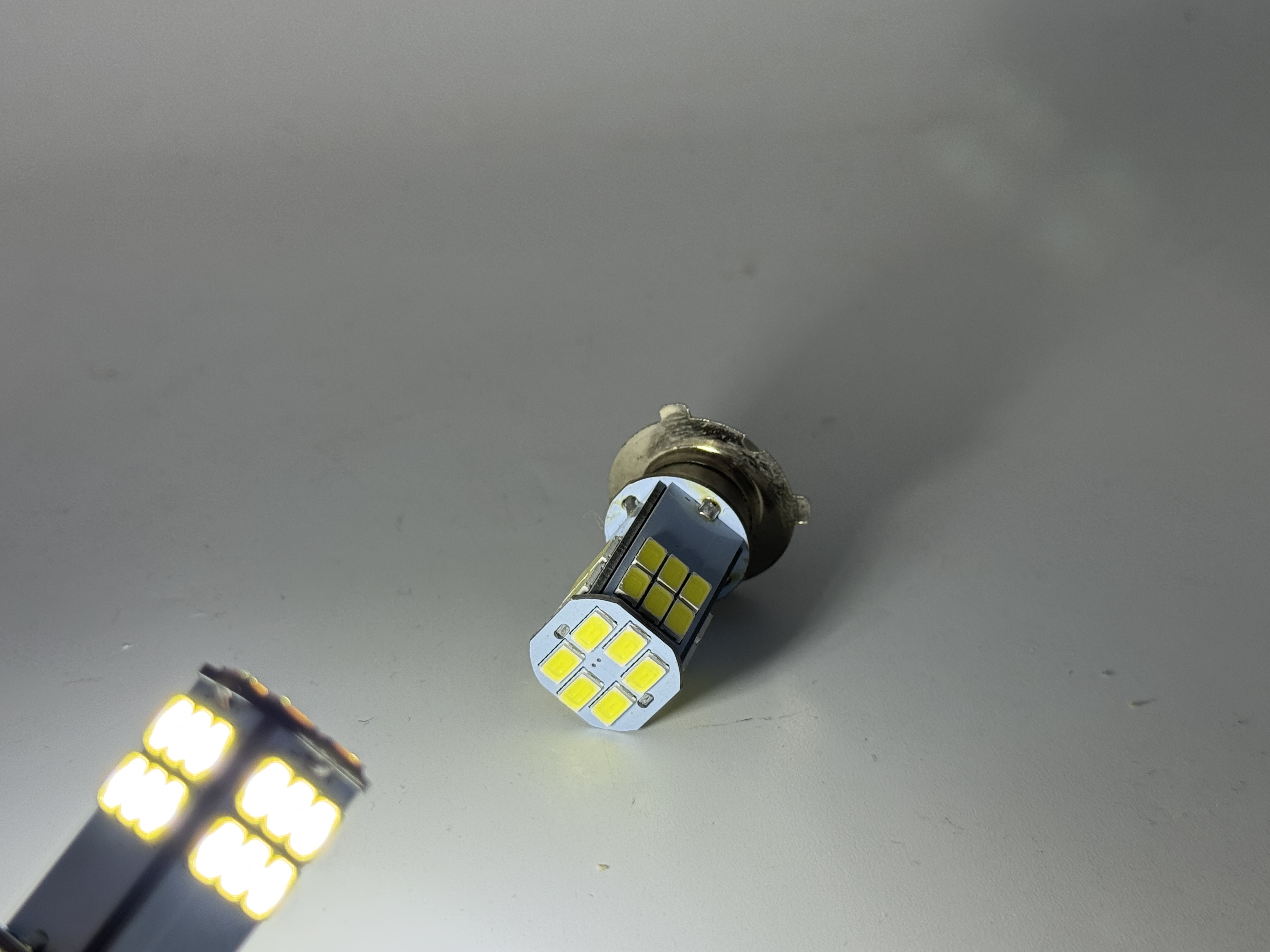 P15D-25-3 LED Headlight product 93718