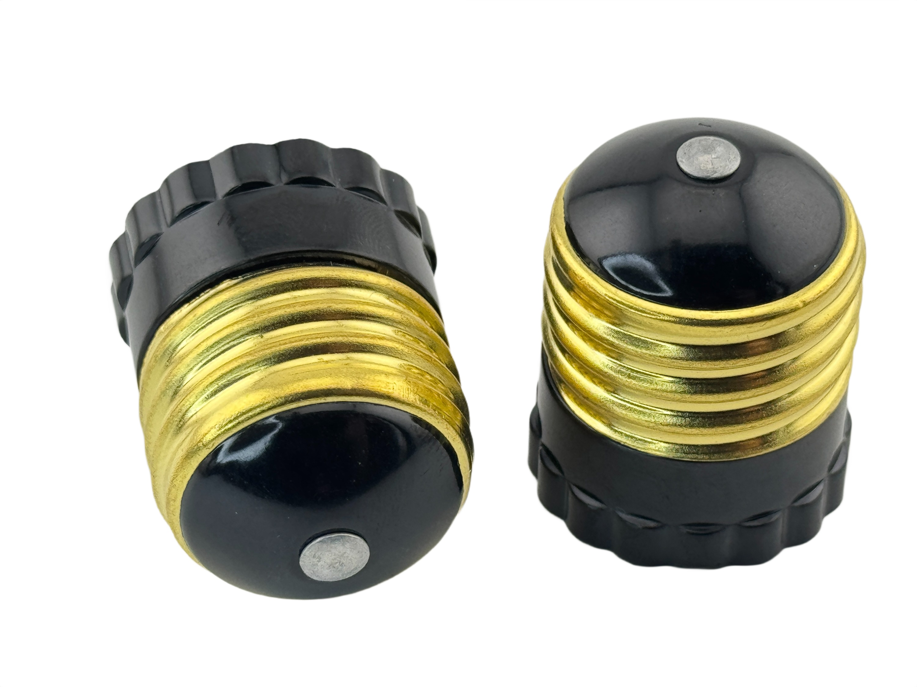 Rebaydo 2pcs E26-E27 Male to E17 Female Socket Converter