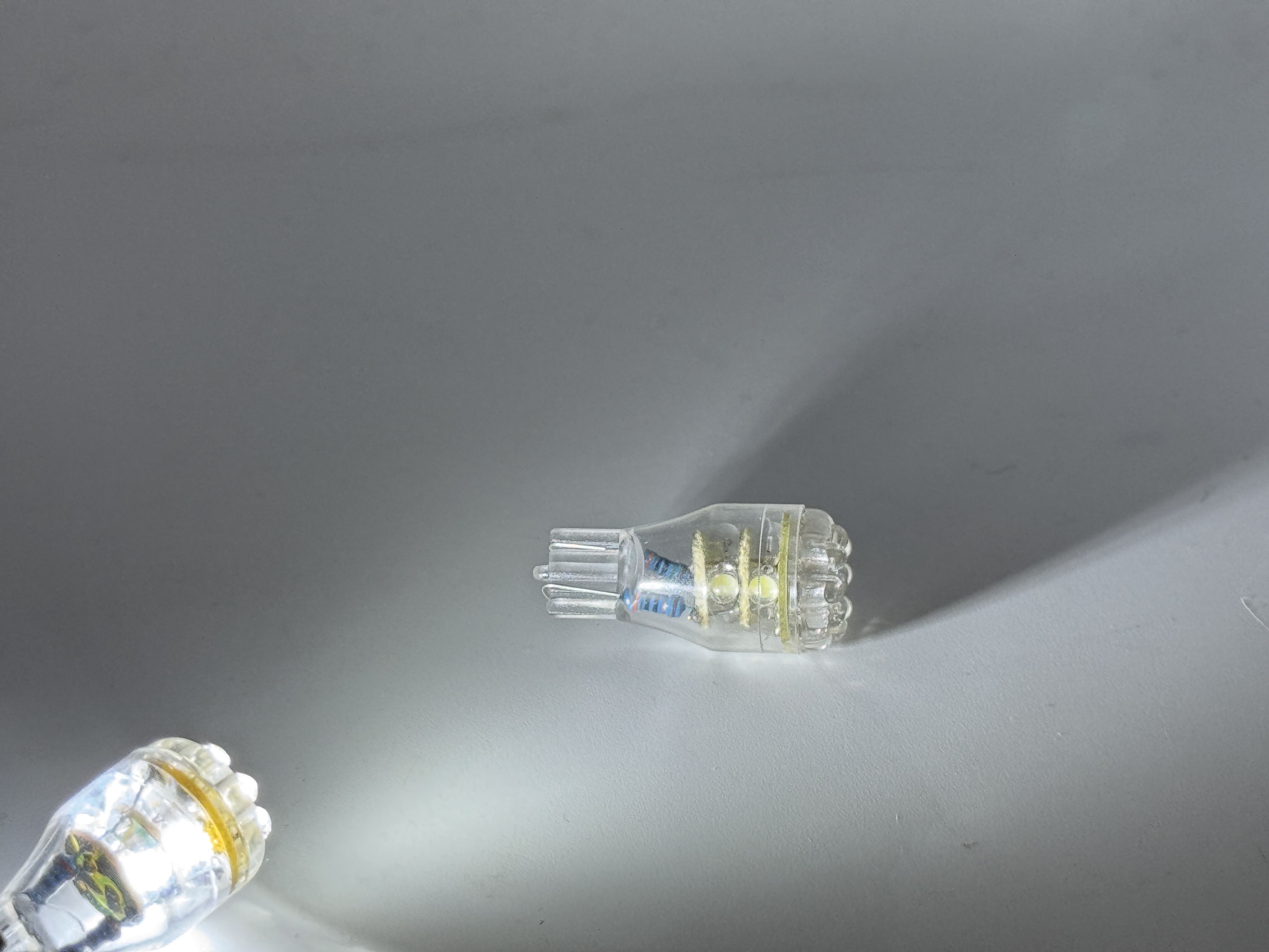 Rebaydo 2pcs Dimmable T15 Wedge LED Bulb 12VDC